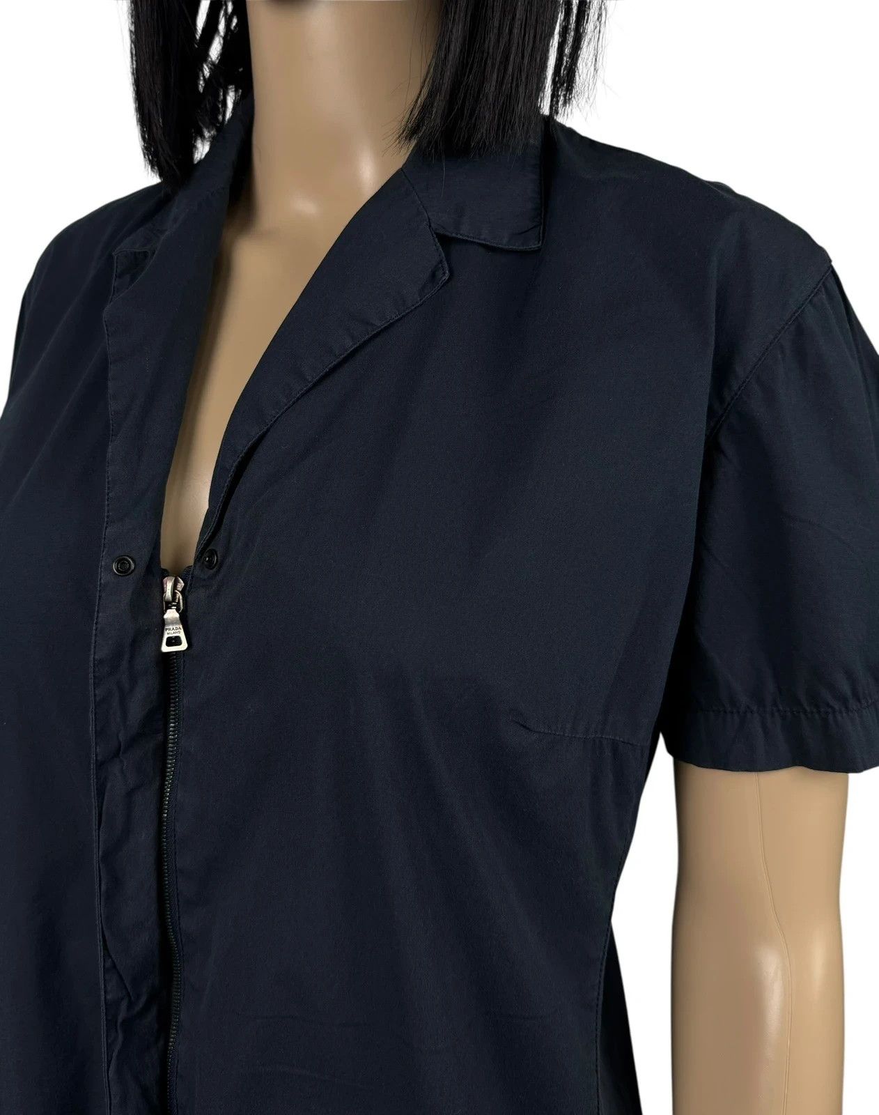 Prada Prada Vintage Zip Shirt Red Tab size M Size M / US 6-8 / IT 42-44 - 13 Thumbnail