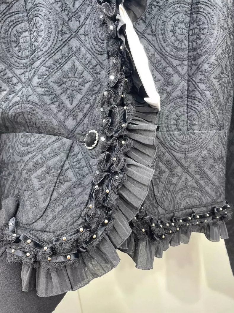 Chanel Chanel Castle series wooden ear velvet buckle jacket 2504-N Size XS / US 0-2 / IT 36-38 - 4 Thumbnail