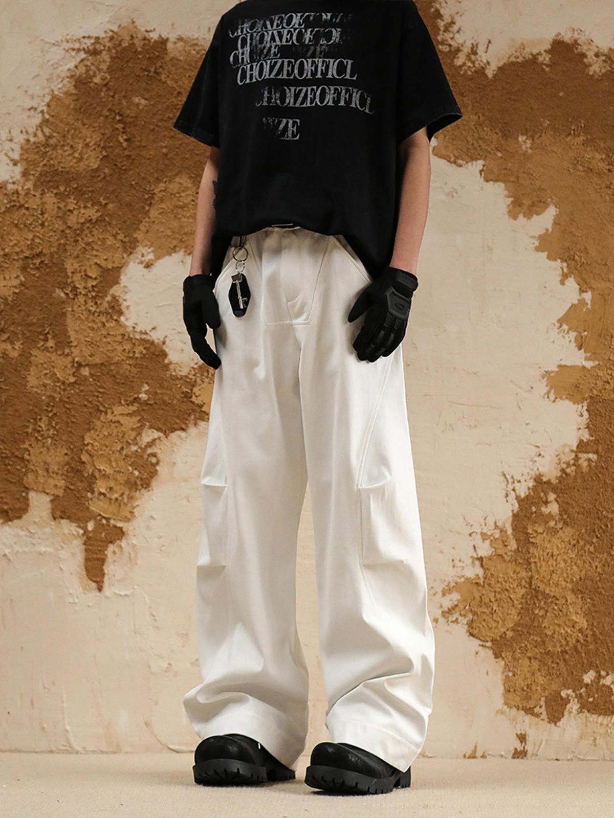 Oversized Wide-Leg Pleated Pants