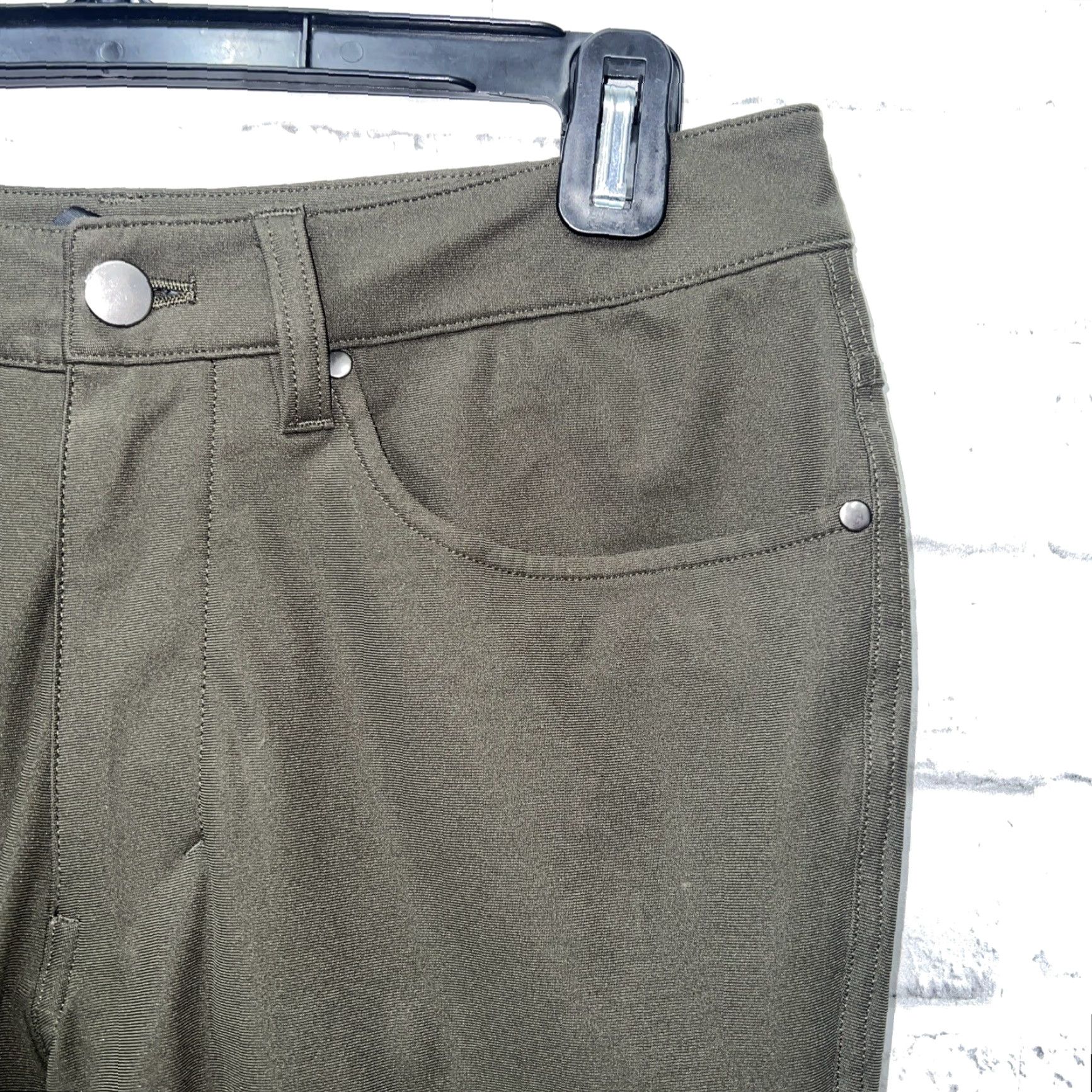 Lululemon Lululemon Athletica Pants Womens 28 33" Inseam Green Activewear Compression Size 28" / US 6 / IT 42 - 2 Thumbnail