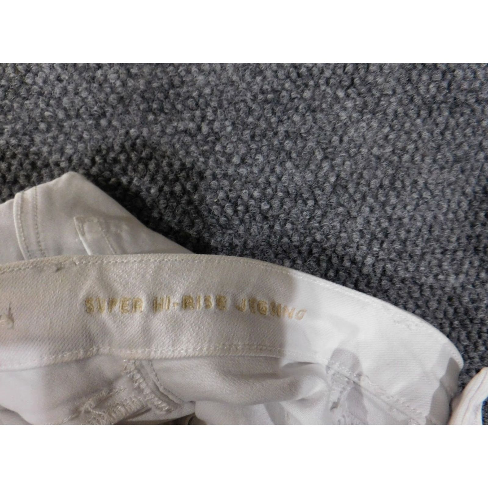 American Eagle Outfitters American Eagle Outfitters Jeans Womens 2 White Distressed Super Hi Rise Jegging Slim 5-Pocket Denim Inseam 28 Summer Spring Fall Distressed Logo Size 26" / US 2 / IT 38 - 6 Thumbnail
