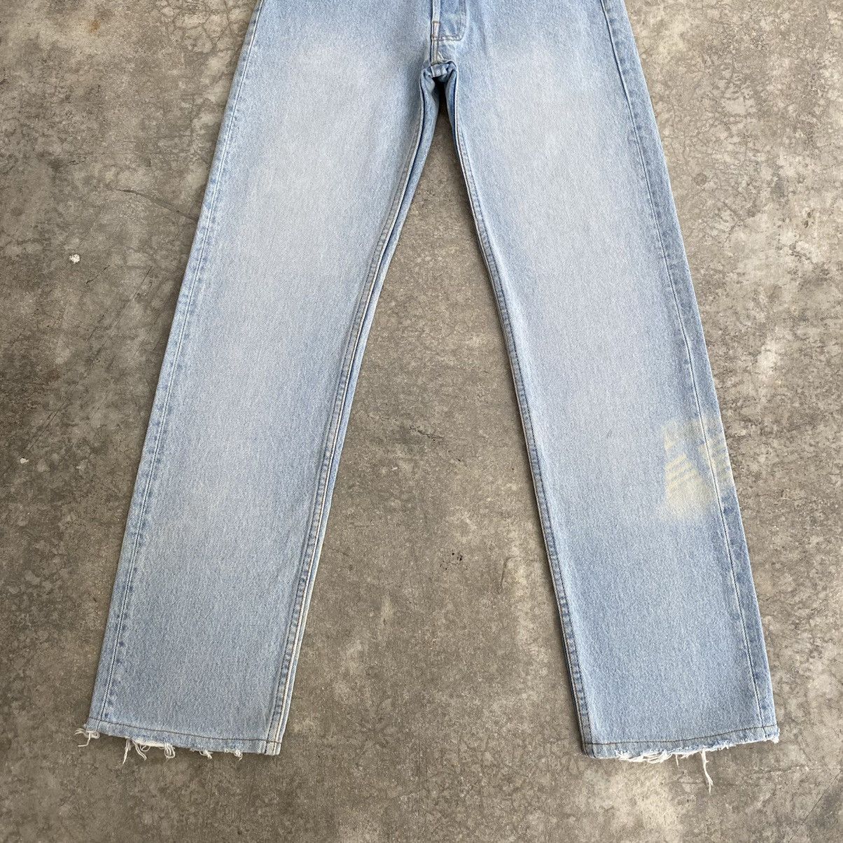 Levi's Size 27x29.5 Vintage 1990 Levis 501 Light Blue Denim Jeans Size US 27 - 3 Thumbnail