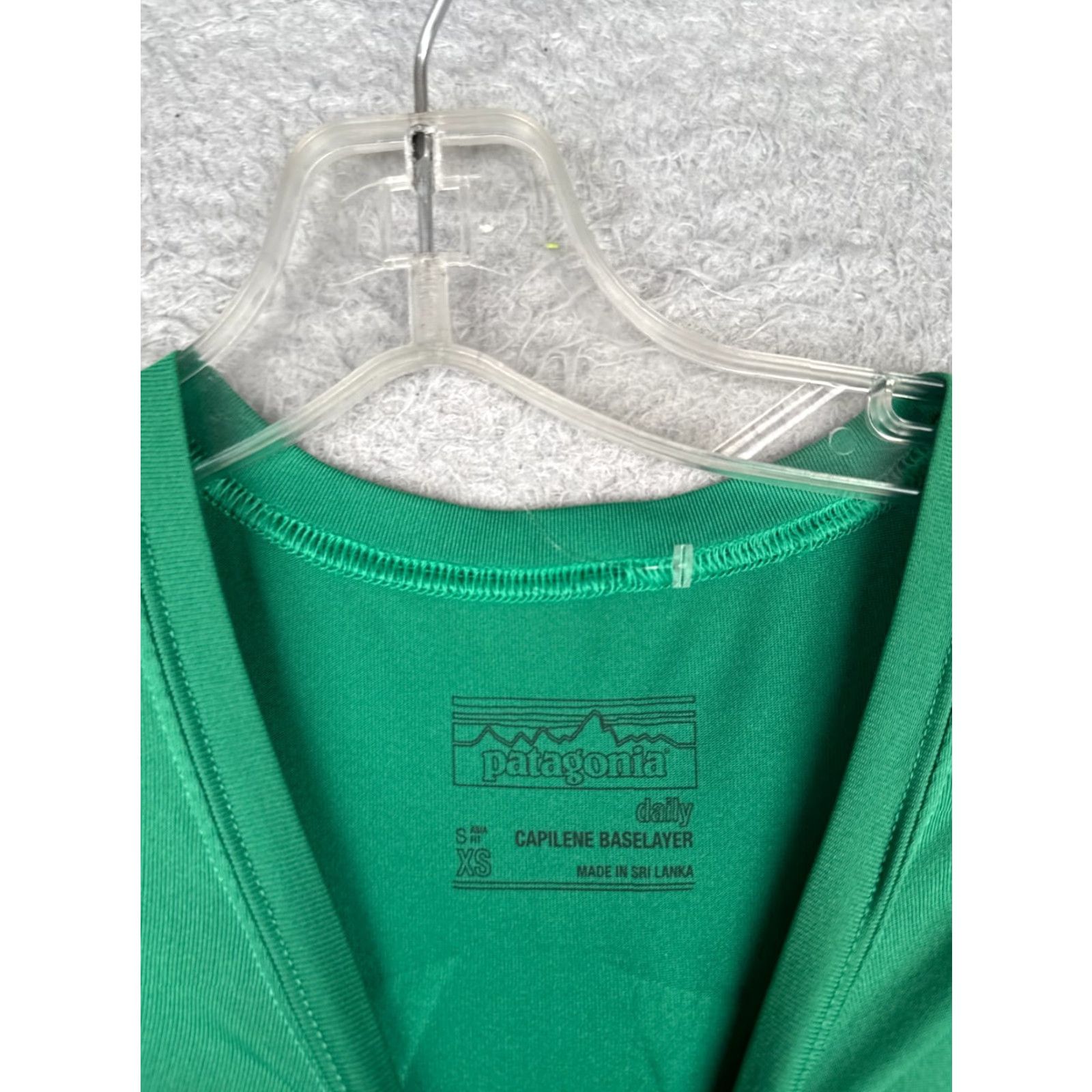 Patagonia Patagonia Shirt Women XS Green Capilene Baselayer Hanohano Canoe Club Size XS / US 0-2 / IT 36-38 - 7 Thumbnail