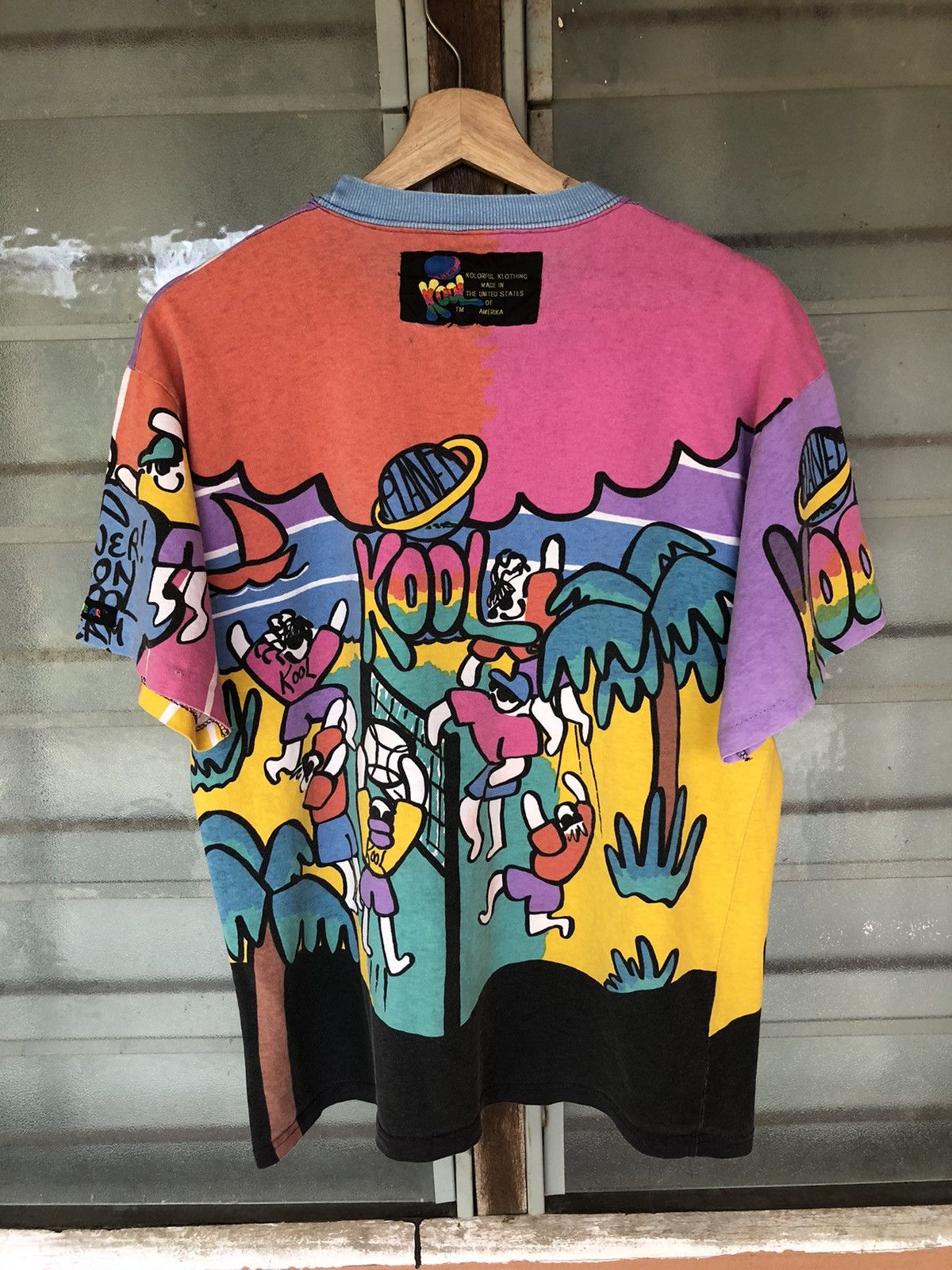 Vintage Vintage Kolorful Klothing Volleyball Player Overprint Tee Size US M / EU 48-50 / 2 - 12 Thumbnail