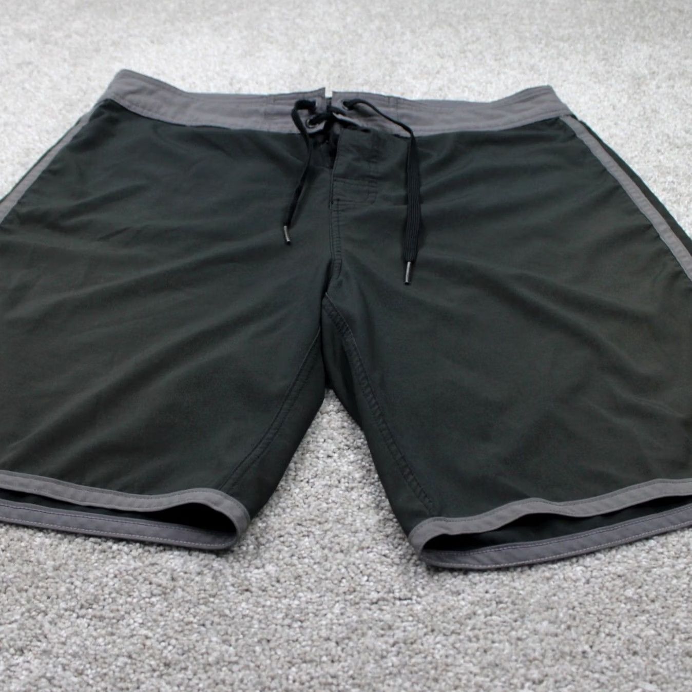 Prana Prana Mens 32 Board Shorts Black/Gray Drawstring Bathing Suit Swim Trunks Size US 32 / EU 48 - 2 Thumbnail