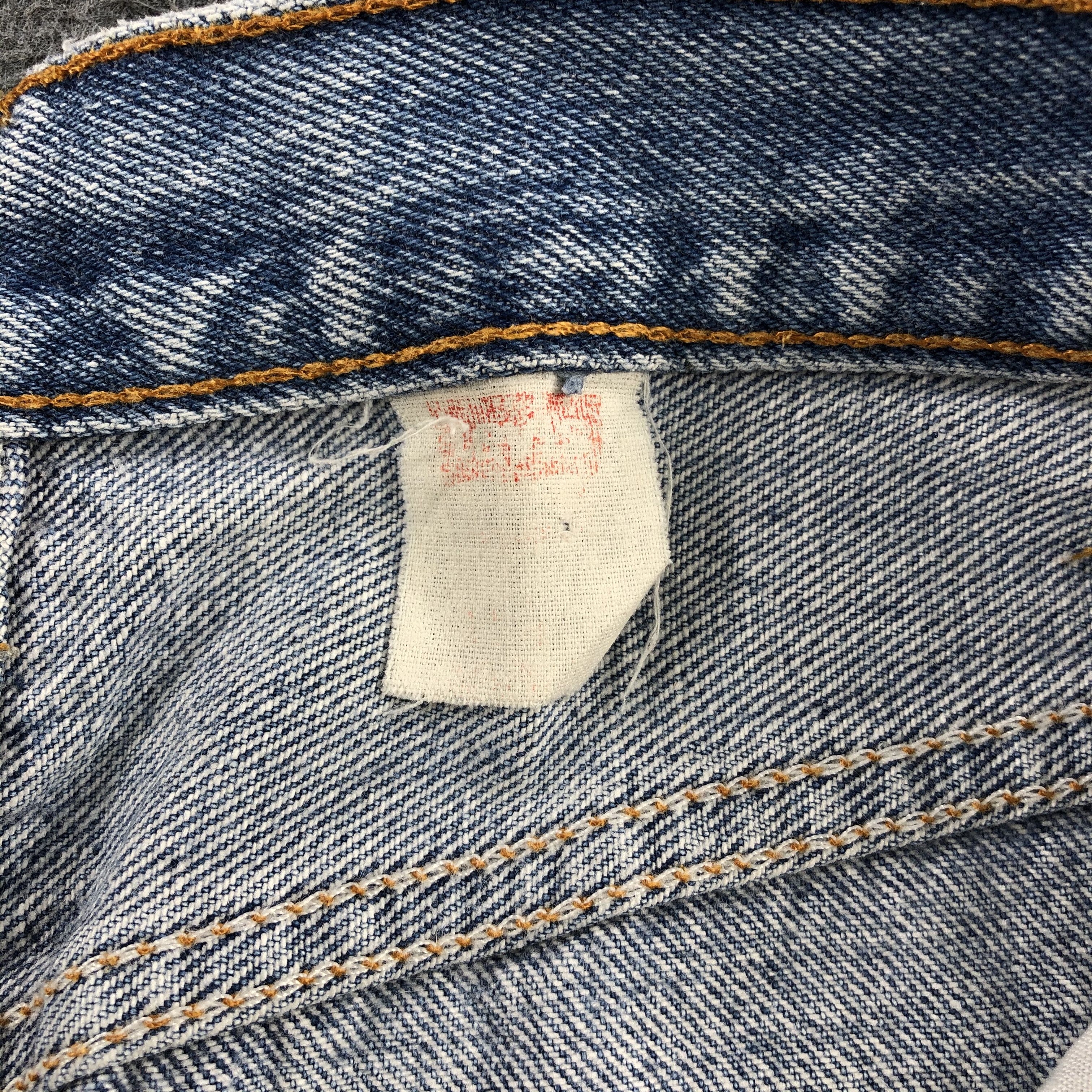 Levi's 90s Vintage Blue Wash Levis 501 Jeans-J1738 Size US 28 / EU 44 - 11 Thumbnail