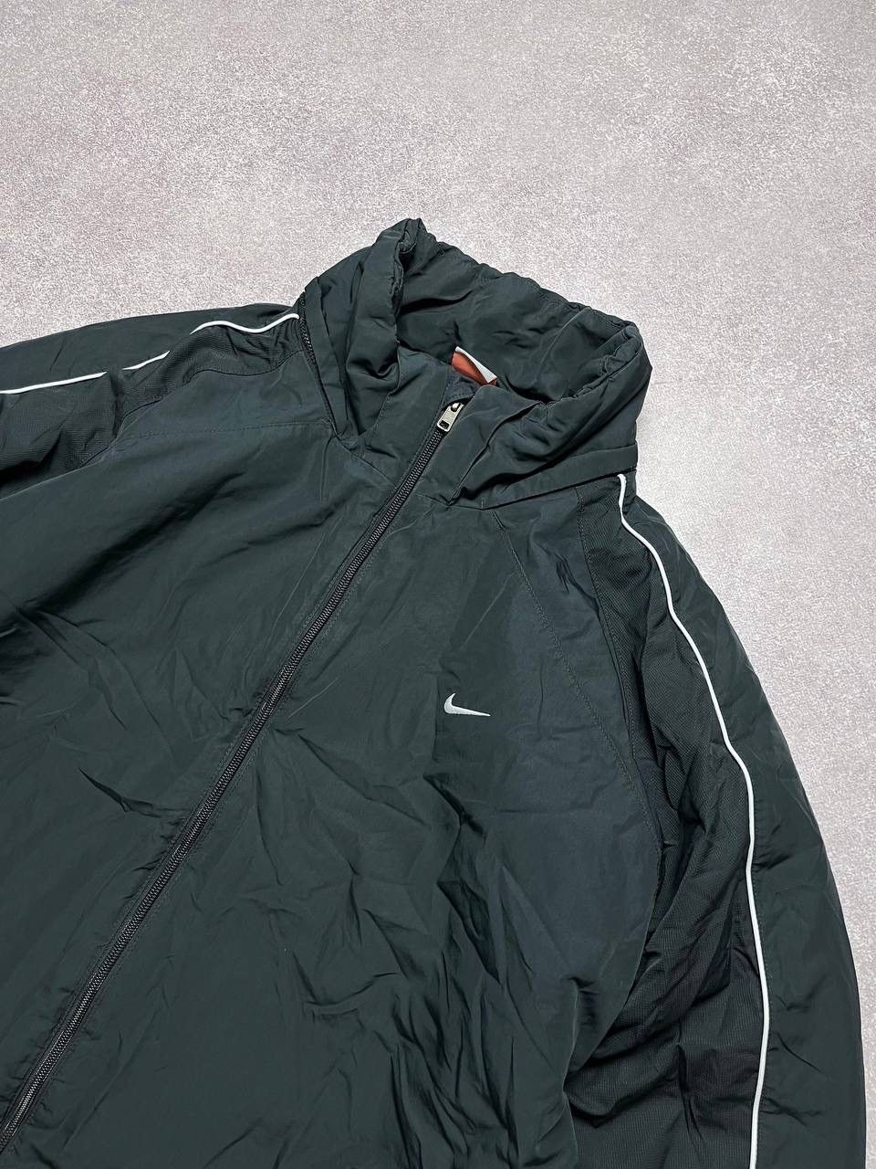 Nike × Vintage Vintage Nike Swoosh Winter Puffer Jacket Y2K XL Size US XL / EU 56 / 4 - 2 Thumbnail