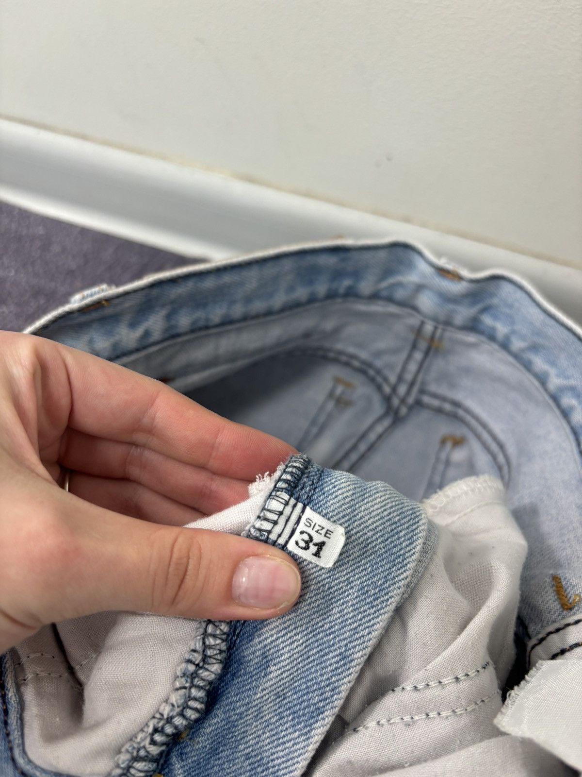 Armani Vintage Armani Jeans Women’s Faded Light Blue Denim Jeans Size 31" - 14 Thumbnail
