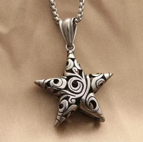 Jewelry Star Pendent Necklace Size ONE SIZE - 1 Thumbnail
