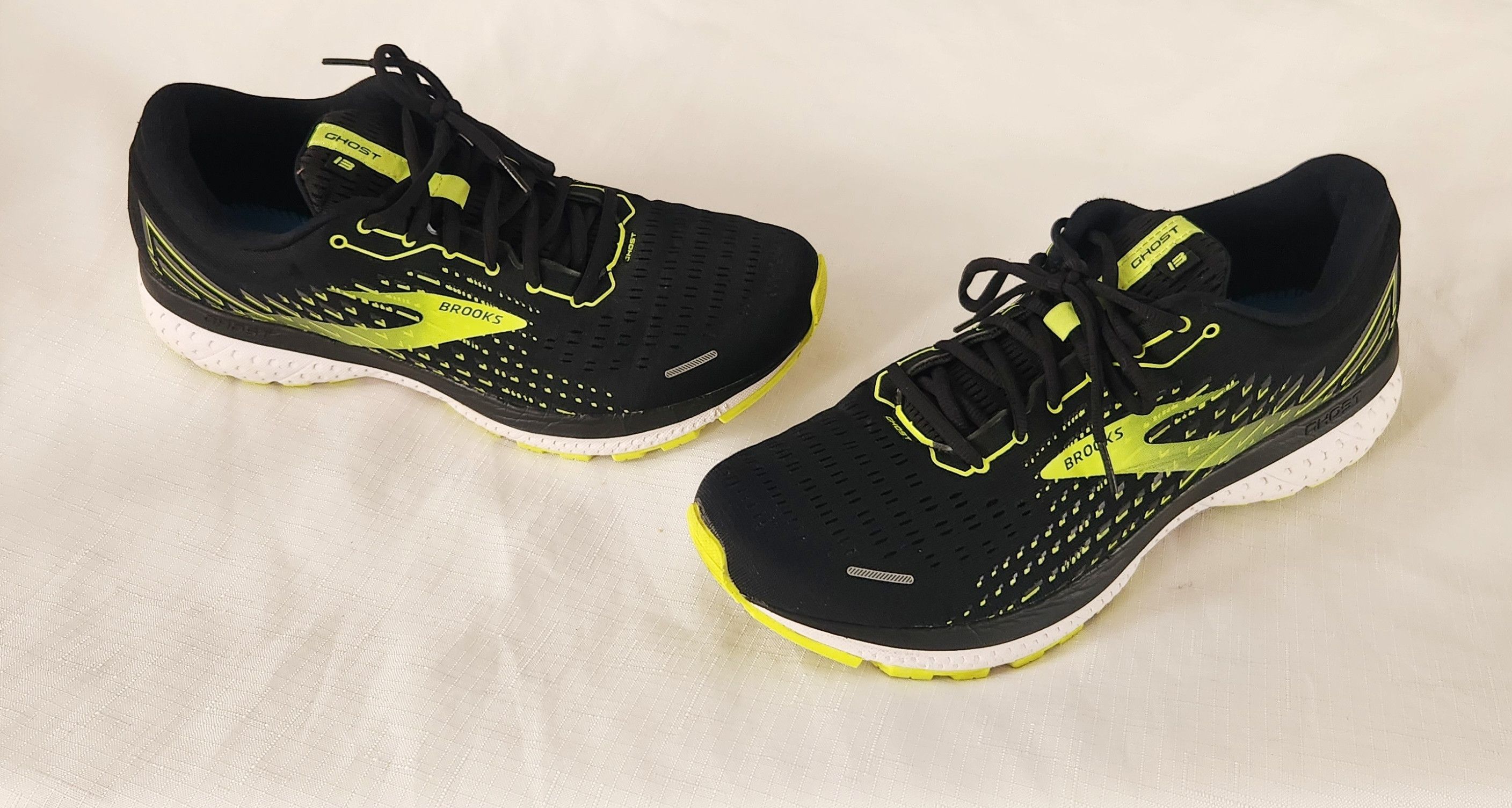 Brooks Ghost 13 Running Size 12 Black green 1103481D039