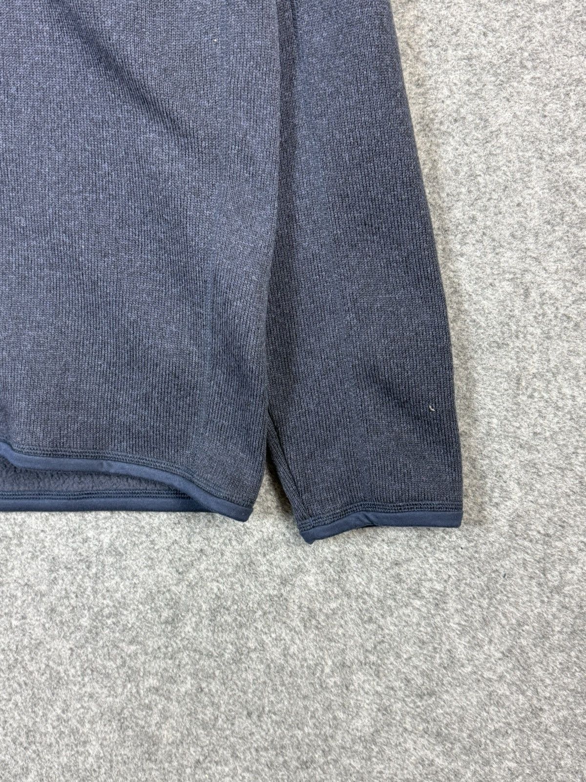 Patagonia Patagonia Navy Blue 1/3 zip men’s fleece jacket size L Size US L / EU 52-54 / 3 - 4 Thumbnail