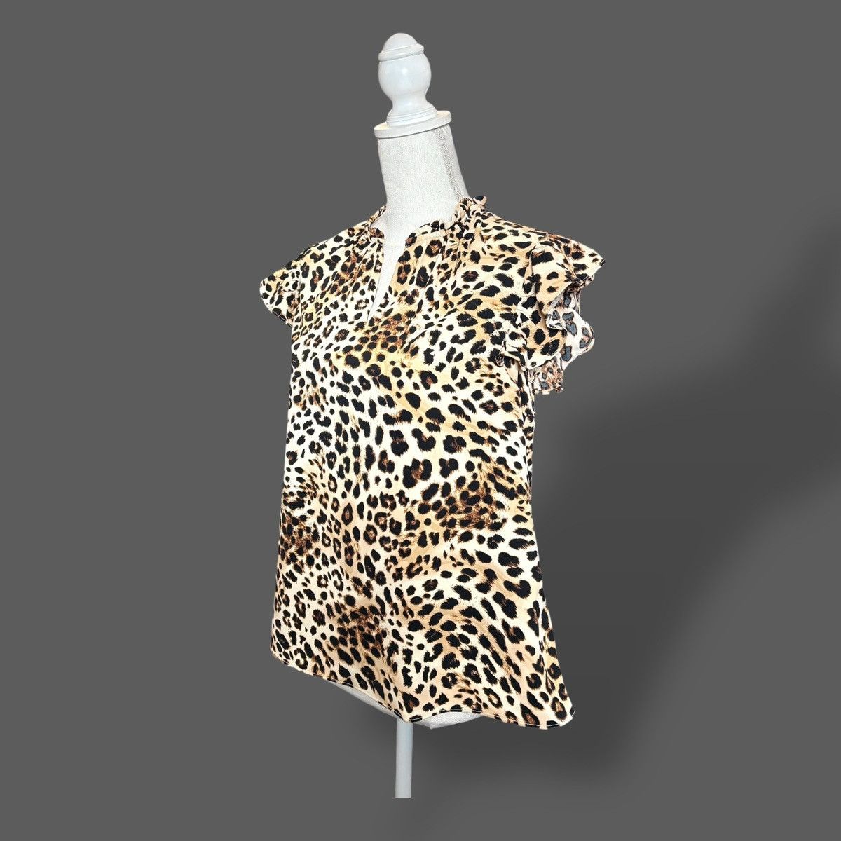 Nanette Lepore Nanette Lepore Women’s Khloe Cheetah Print Blouse Sz M Size M / US 6-8 / IT 42-44 - 7 Thumbnail