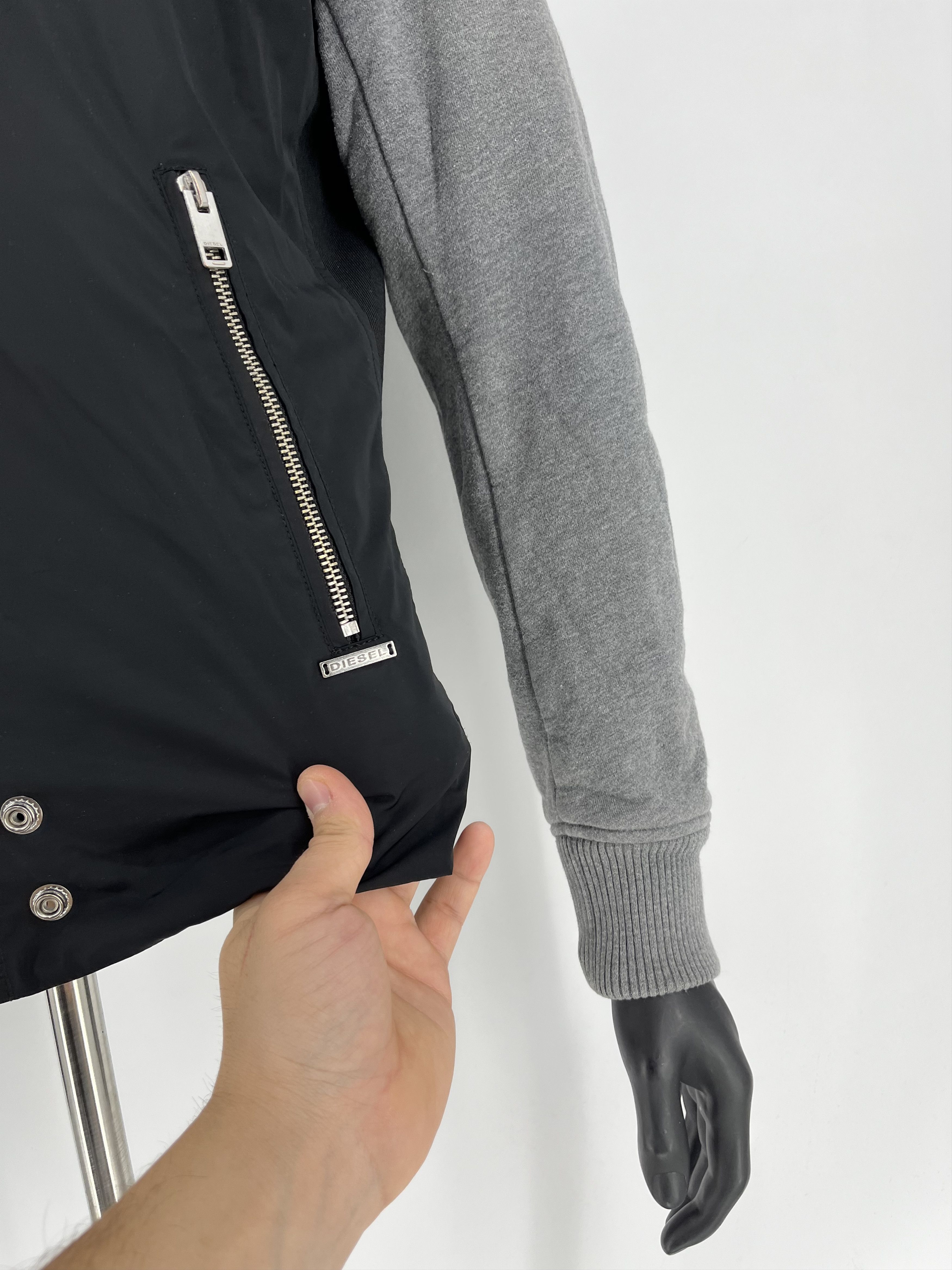 Diesel Vintage Diesel Nylon Bomber Jacket Diesel Light Jacket Size US M / EU 48-50 / 2 - 9 Thumbnail