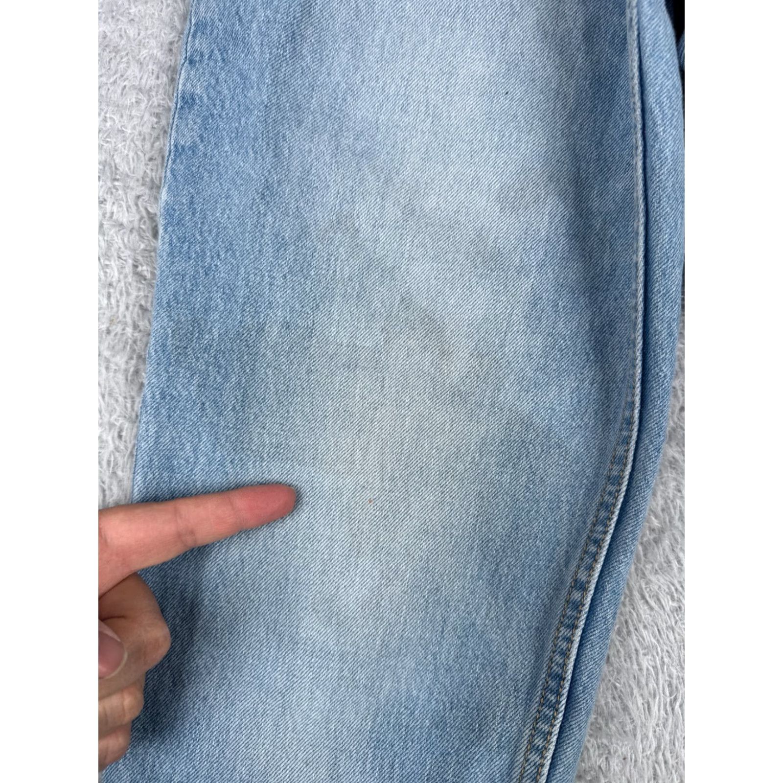 Levi's Levi's Jeans Women 29x26 5-Pocket Denim Light Wash Blue Premium Mom Style 80s Distressed Stretch Vintage No Size 29" - 7 Thumbnail