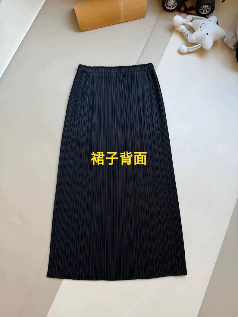 Issey Miyake Issey Miyake size:3 Black pleated skirt Size 31" - 6 Thumbnail
