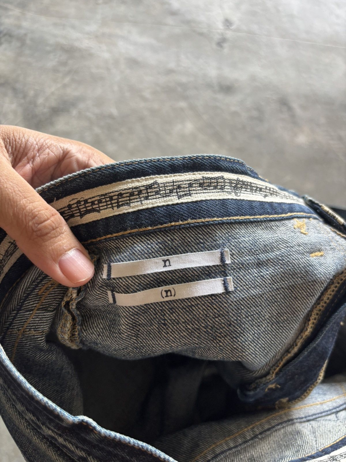 Number (N)ine DISTRESSED NUMBER (N)INE BIRDS DOUBLE KNEE CARPENTER DENIM Size US 32 / EU 48 - 5 Thumbnail
