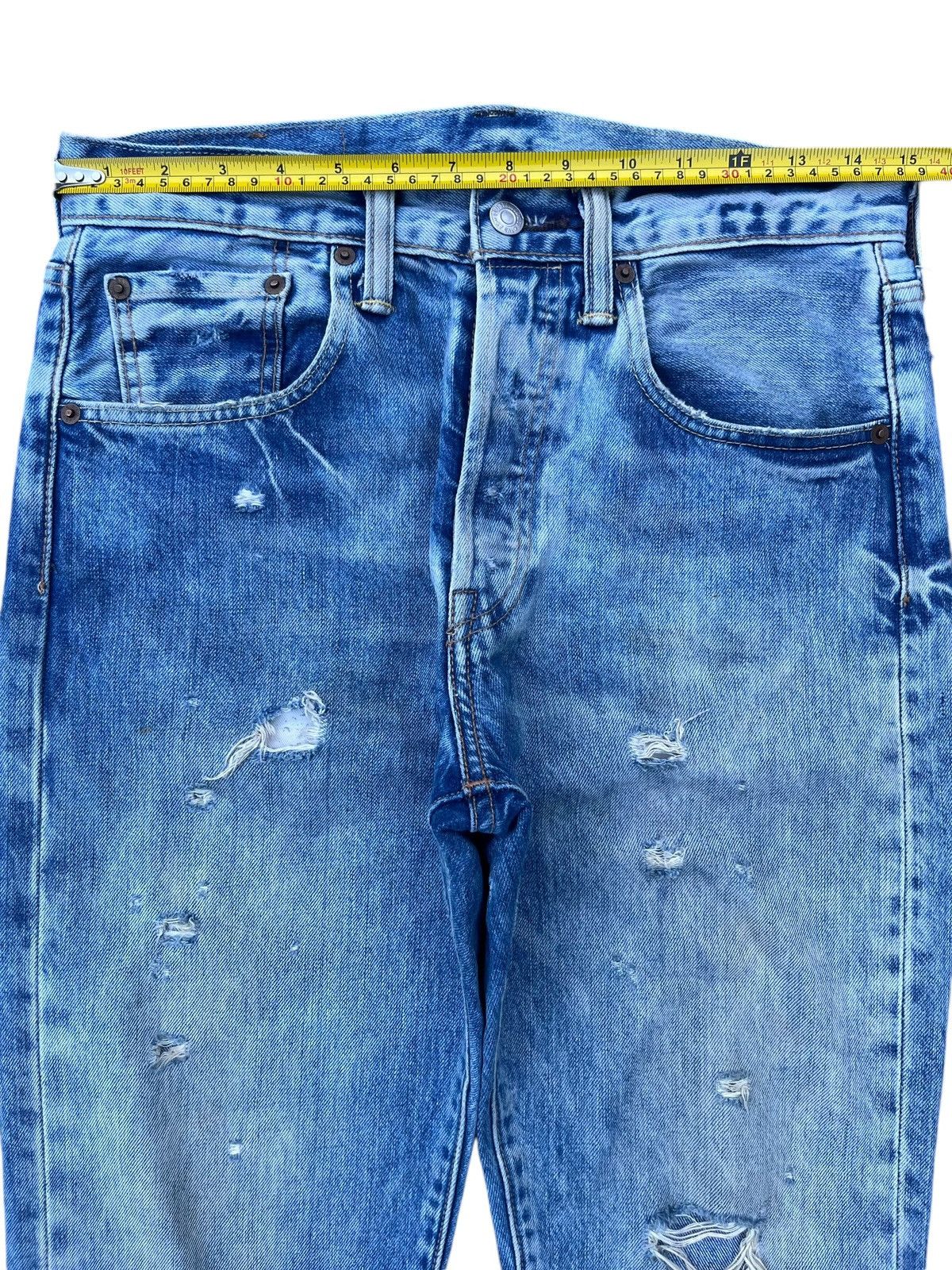 Levi's × Levi's Vintage Clothing Vintage Levi’s 501 Buttonfly Distressed Straight Leg Jeans Size US 29 - 15 Thumbnail