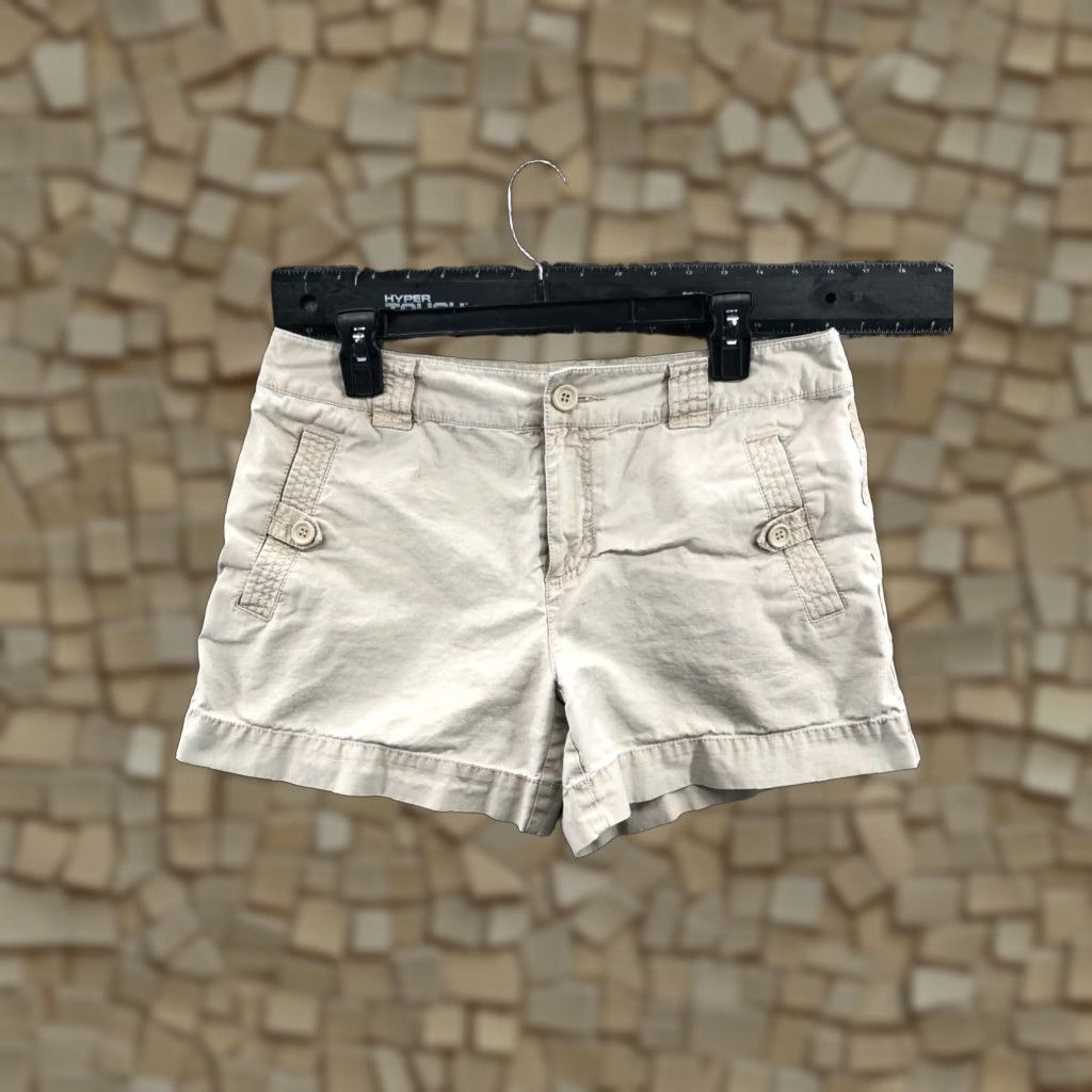 Vintage Lizwear Chino Shorts Womens Size 10 Mid Rise Medium Beige Casual 5-Pocket Denim Size 32" / US 10 / IT 46 - 1 Thumbnail