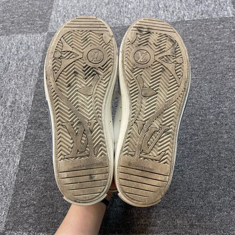 Louis Vuitton Louis Vuitton Grey and white patchwork board shoes Size US 5.5 / EU 38 - 4 Thumbnail