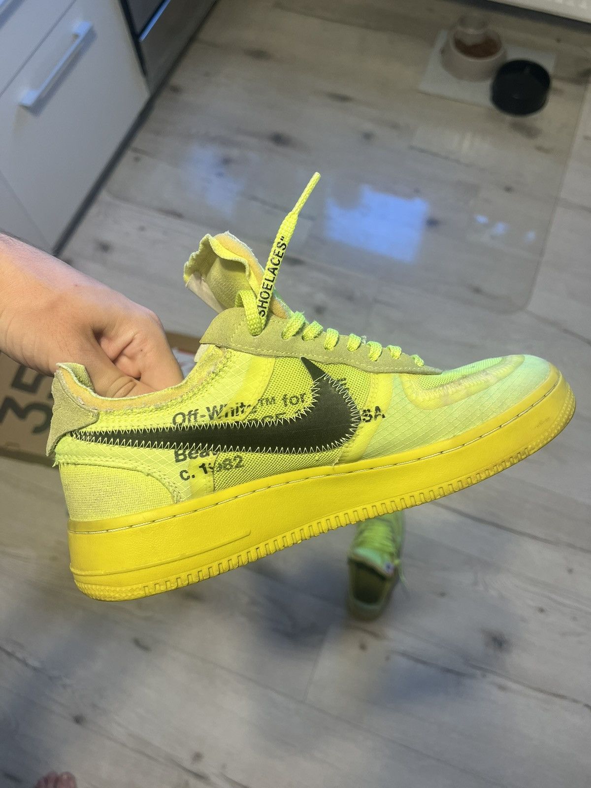 Nike × Off-White Nike x Off White AF1 ‘Volt’ Size US 6.5 / EU 39-40 - 9 Thumbnail