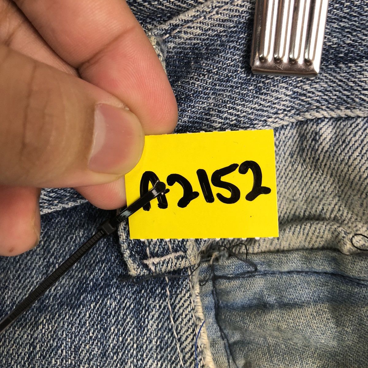 Japanese Brand Lot 29 Blue patchwork Distressed Denim Pants #A2152 Size US 36 / EU 52 - 14 Thumbnail