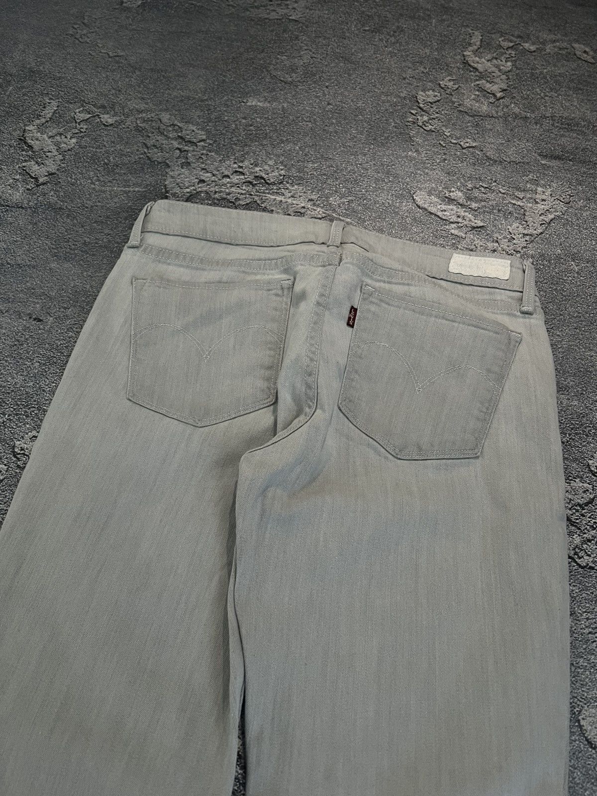 Vintage Vintage Slim Levis Jeans White - Retro Archive Style 28 Size US 28 / EU 44 - 1 Thumbnail