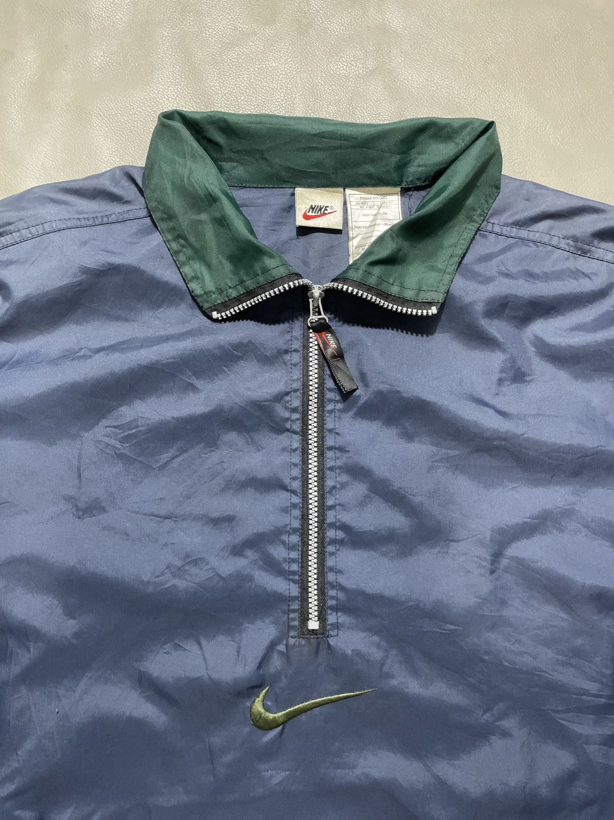 Vintage VINTAGE NIKE CENTER BIG SWOOSH JACKET Size US M / EU 48-50 / 2 - 3 Thumbnail
