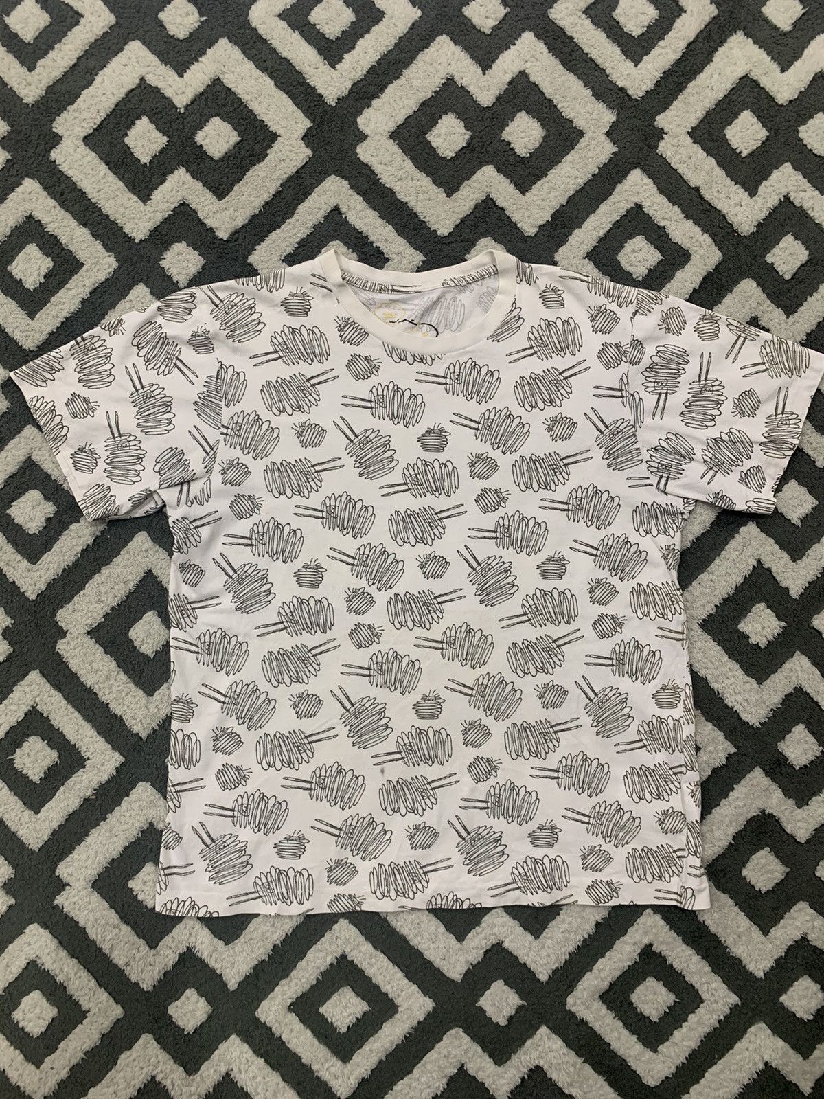 Kaws × Peanuts × Uniqlo UNIQLO X KAWS X PEANUTS SHIRT Size US L / EU 52-54 / 3 - 1 Thumbnail