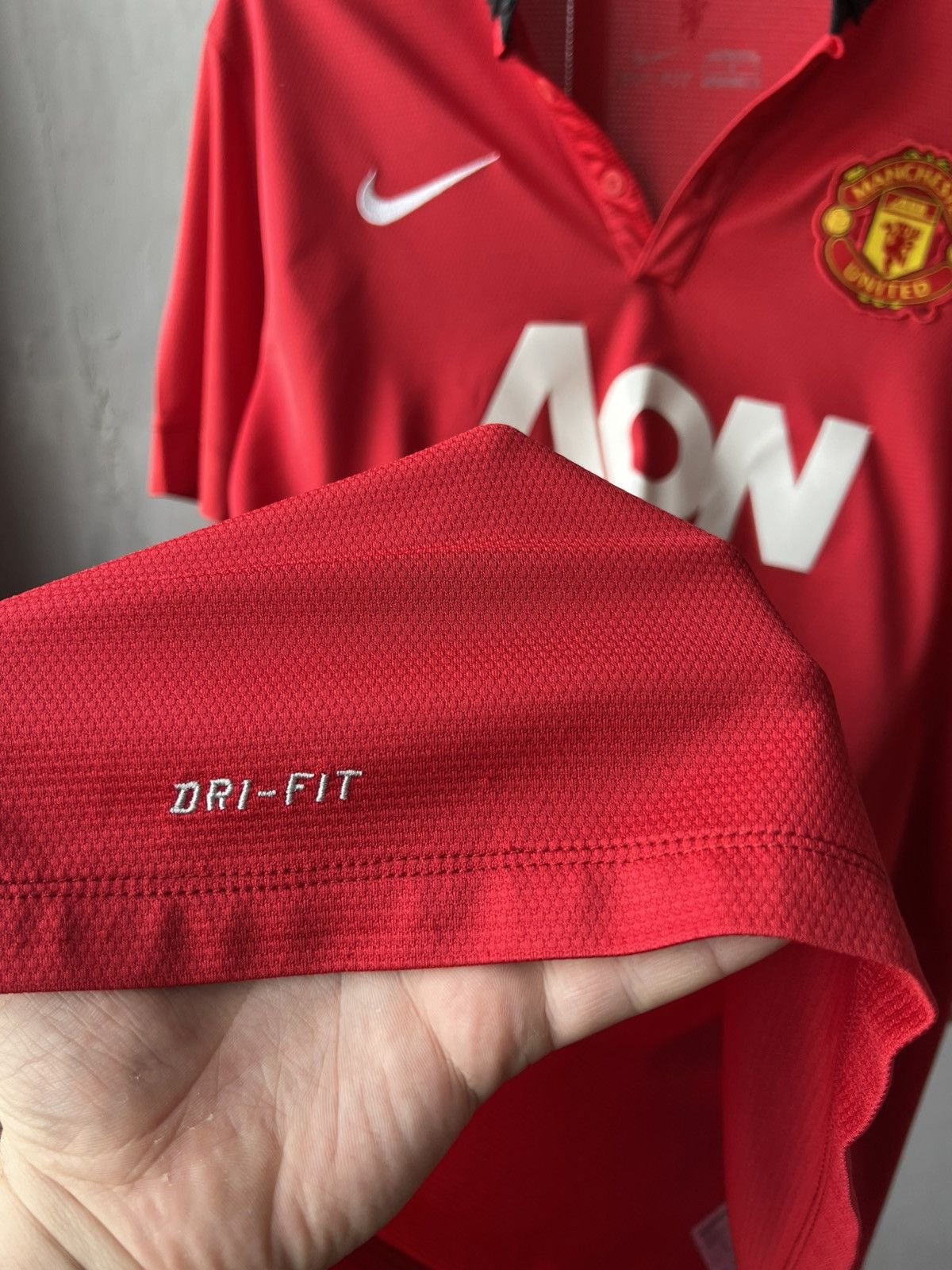 Nike 2013/14 MANCHESTER UNITED HOME SOCCER JERSEY FOOTBALL SHIRT Size US L / EU 52-54 / 3 - 14 Thumbnail