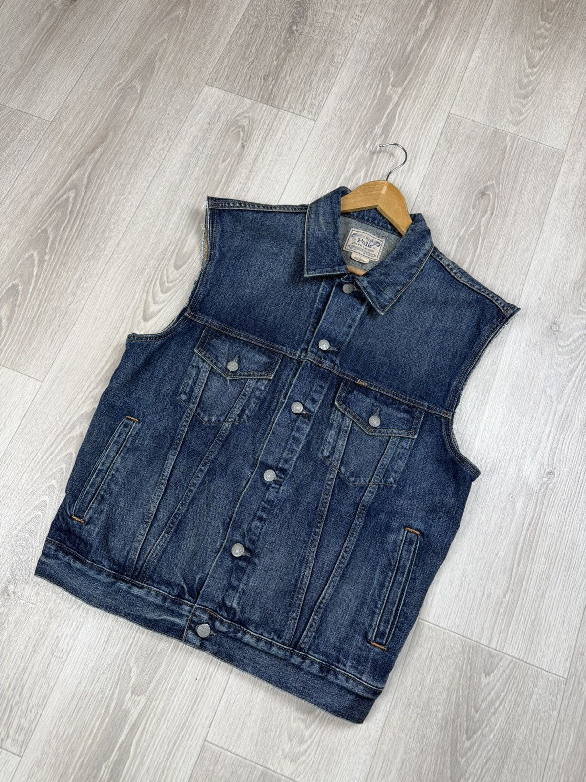 Polo Ralph Lauren Polo Ralph Lauren Denim Jeans Vest Size L Size US L / EU 52-54 / 3 - 3 Thumbnail
