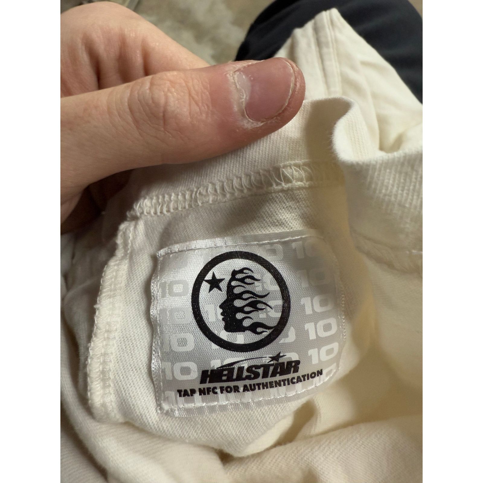 HELLSTAR Hellstar Paradise Tee Cream Black Used XS Size US XS / EU 42 / 0 - 8 Thumbnail