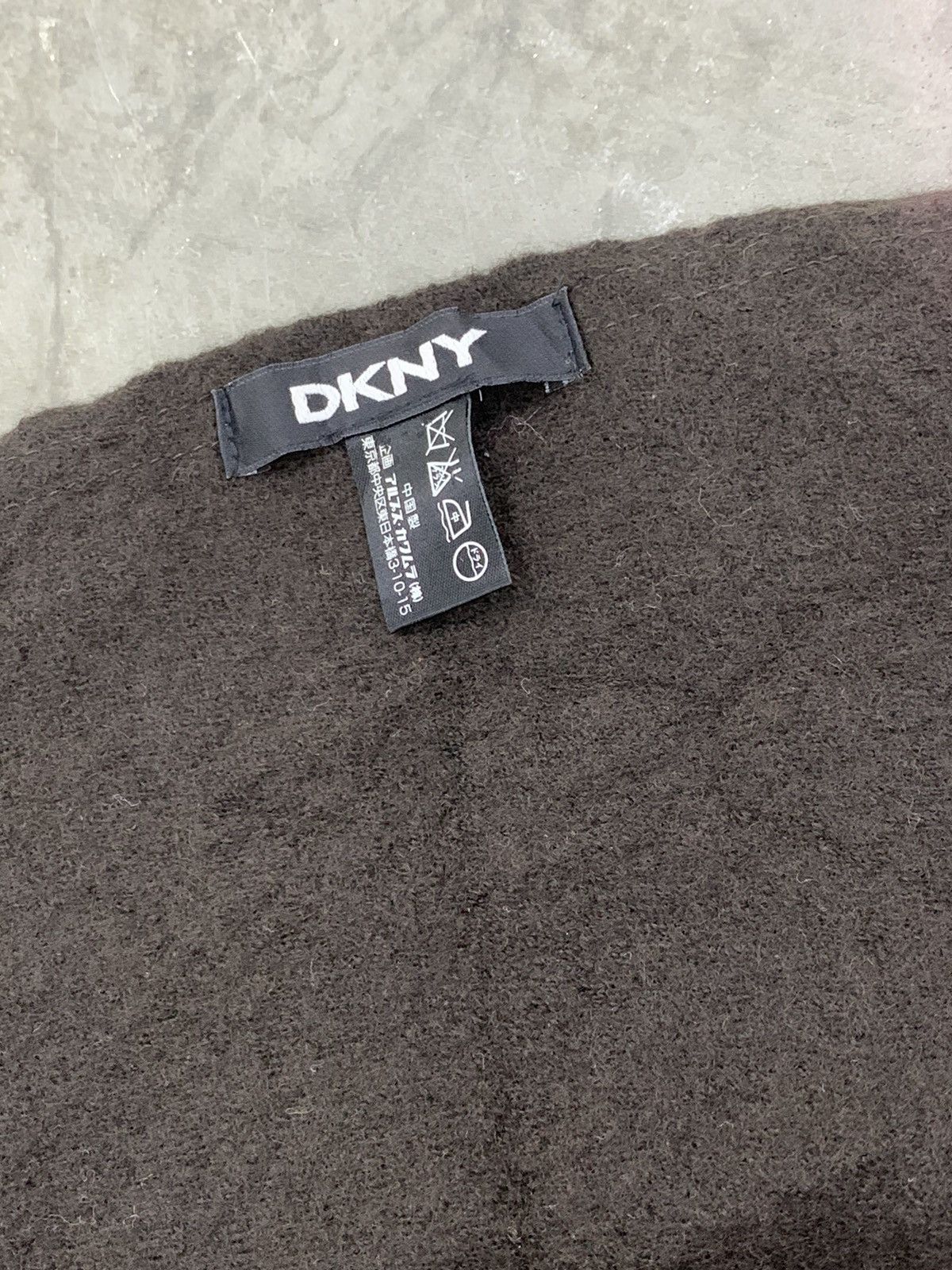 DKNY DKNY wool cardigan runaway style Size US XL / EU 56 / 4 - 5 Thumbnail