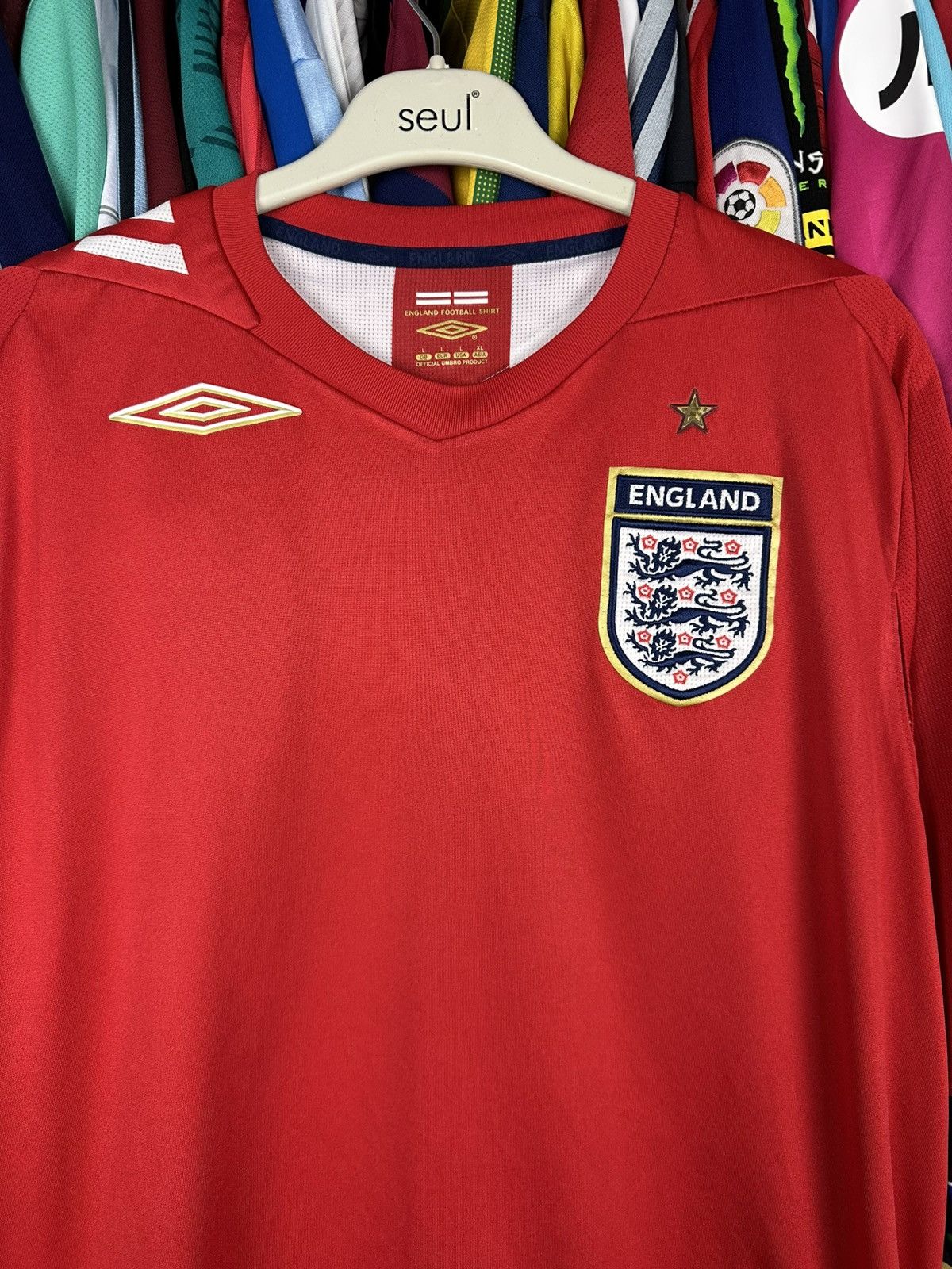 Umbro Umbro England 2006/08 Away Football Shirt Soccer Jersey Size US L / EU 52-54 / 3 - 4 Thumbnail