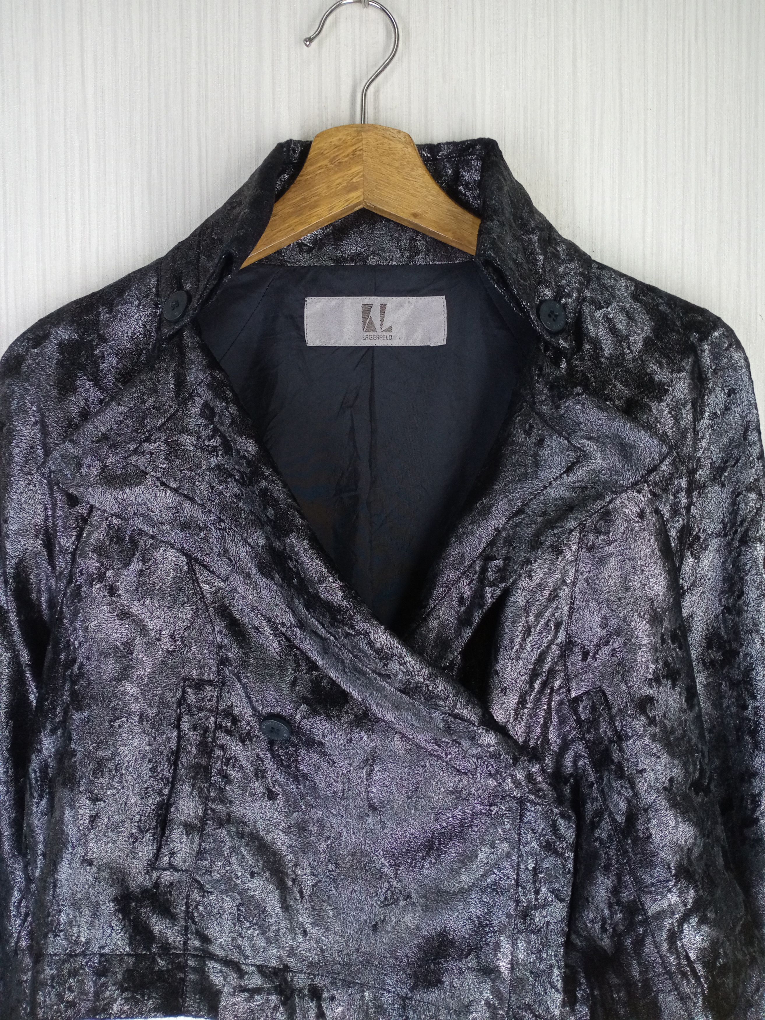 Karl Lagerfeld Rare Vintage Karl Lagerfeld Velvet Cropped Coat Jacket Size M / US 6-8 / IT 42-44 - 3 Thumbnail