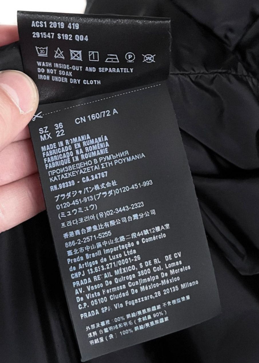 Prada Prada 2019 Black Re-Nylon Belted Down Jacket Size XS / US 0-2 / IT 36-38 - 10 Thumbnail