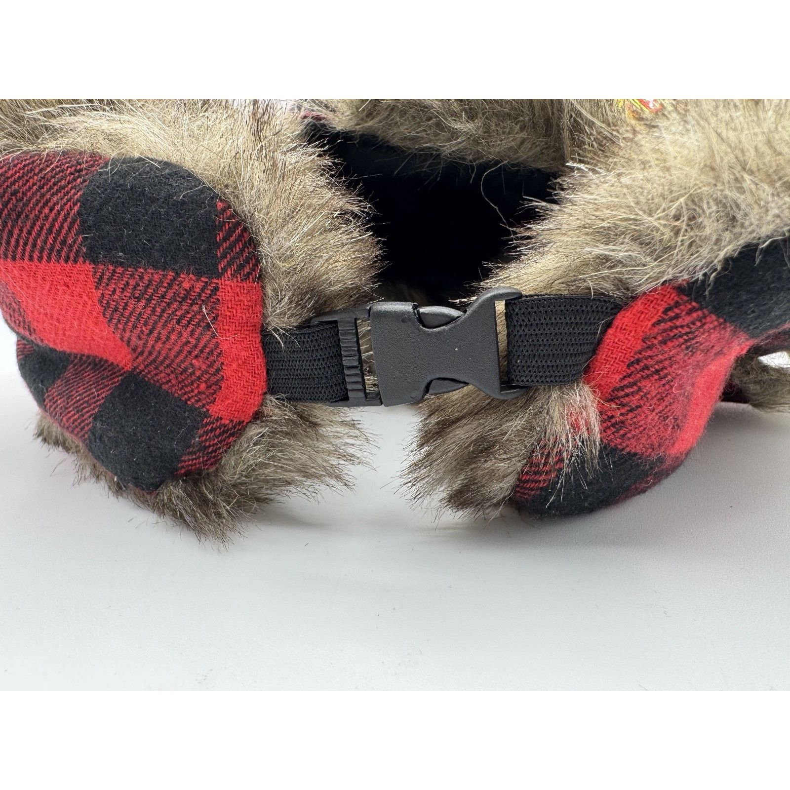 Other Chicago Blackhawks Bud light Game Giveaway Trapper Hat, Red Size ONE SIZE - 7 Thumbnail