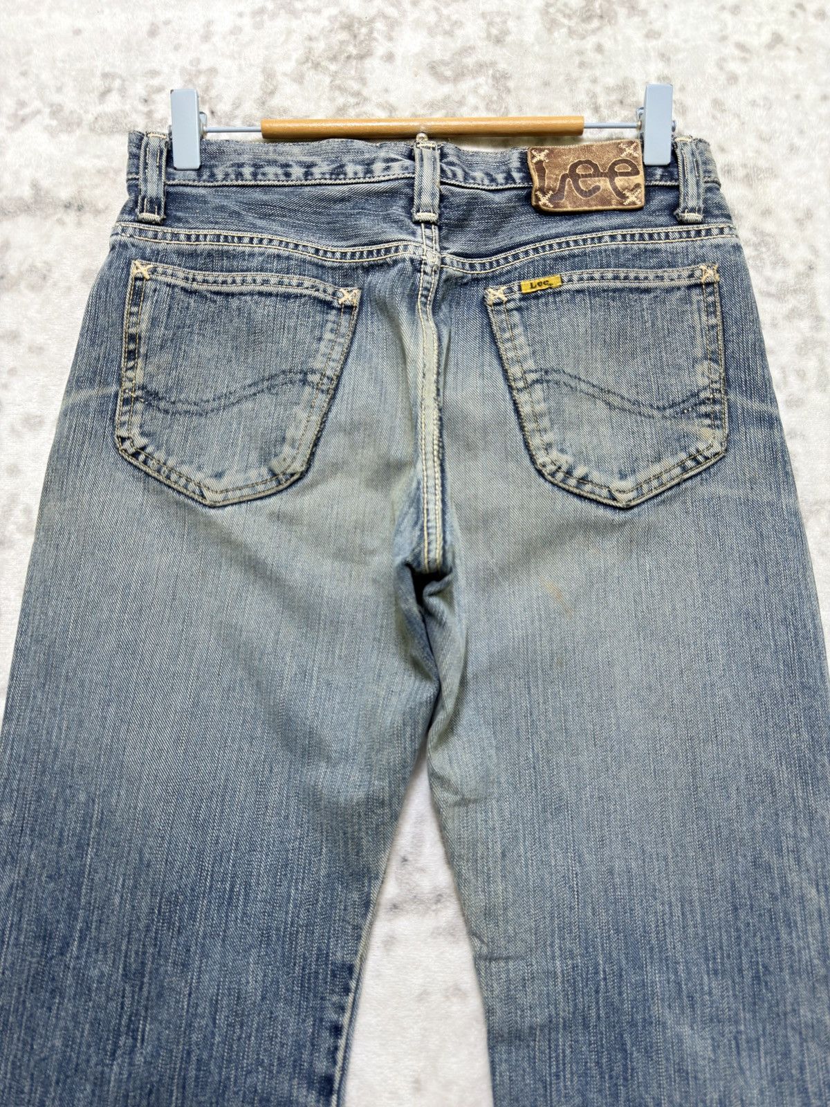 Vintage Vintage Lee Distressed Flare Bootcut Wiskered Denim Jeans Size US 29 - 9 Thumbnail