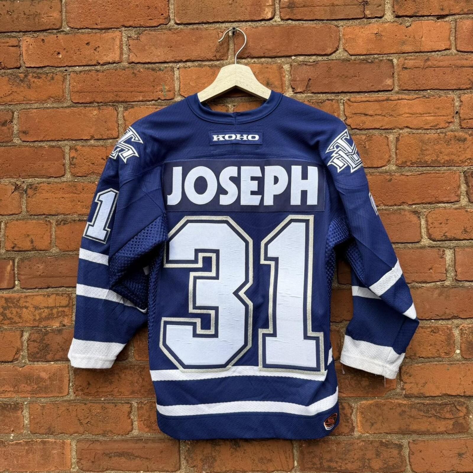 Other Vintage Toronto maple leafs Curtis Joseph youth jersey 00s Size US XS / EU 42 / 0 - 3 Thumbnail