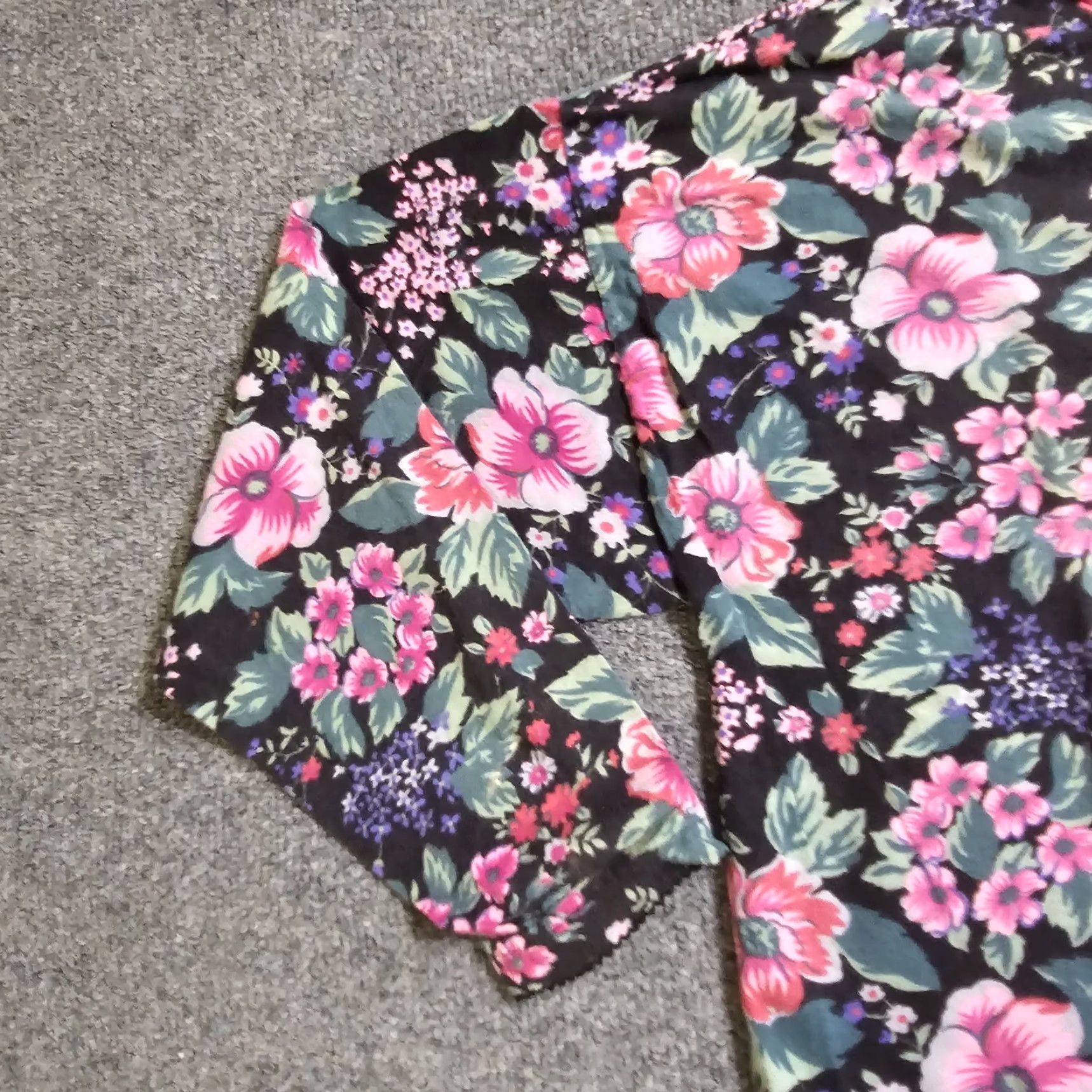 Victoria's Secret VINTAGE Victoria's Secret Nightgown Womens Large Black Floral Button Sleep Casual Size ONE SIZE - 4 Thumbnail
