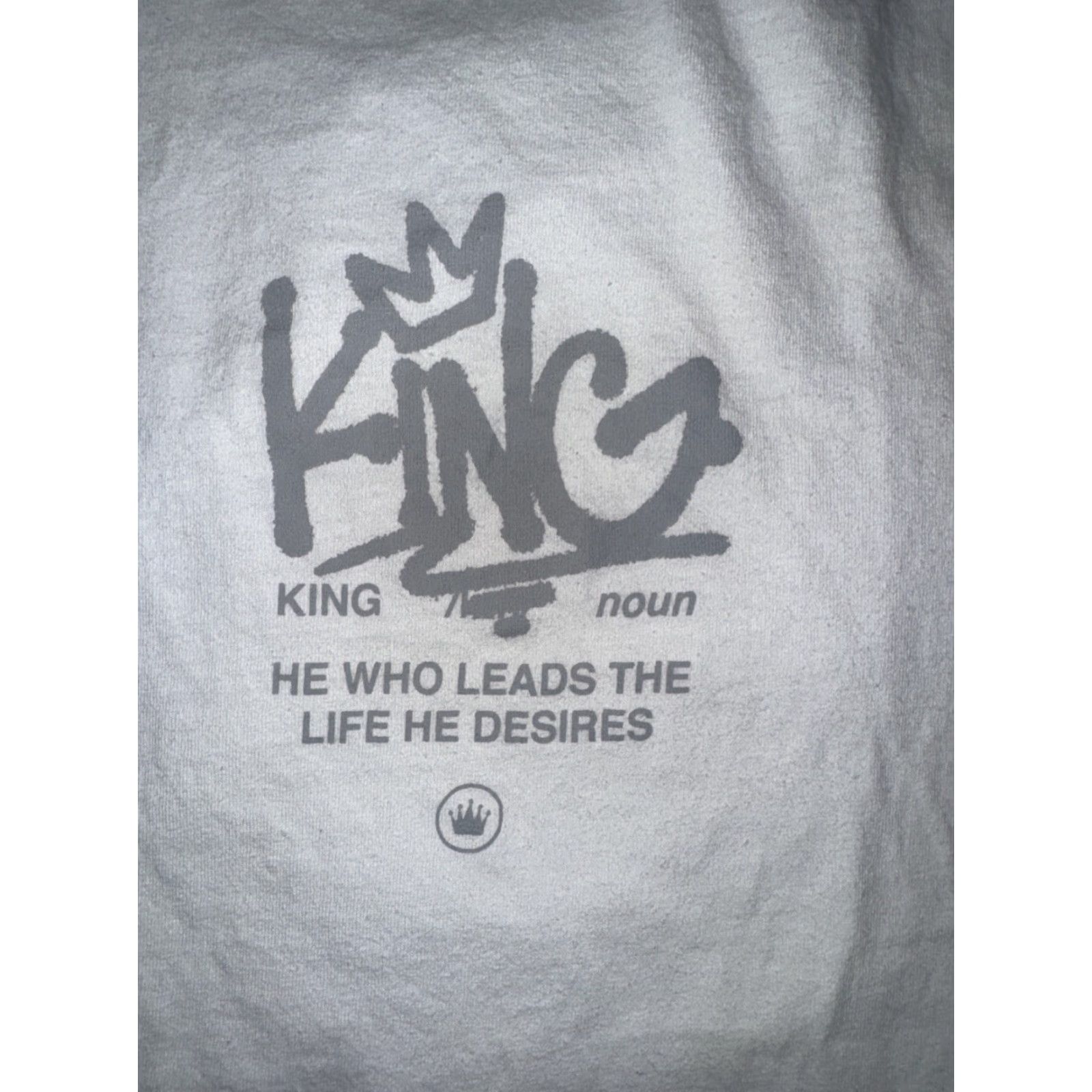Vintage King Streetwear Crown Logo Graphic T-Shirt White XL Urban Skate Tee Mens Size US XL / EU 56 / 4 - 4 Thumbnail