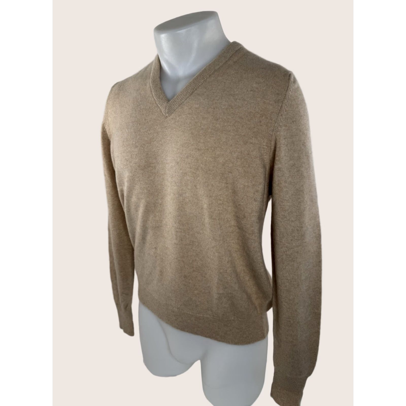 Vintage St. Michael - Cashmere Vintage Sweater M V-Neck Pullover Mens 46 48 Light Brown Tan Wool Knitted Pullover Cashmere 90s J16 Size US M / EU 48-50 / 2 - 1 Thumbnail