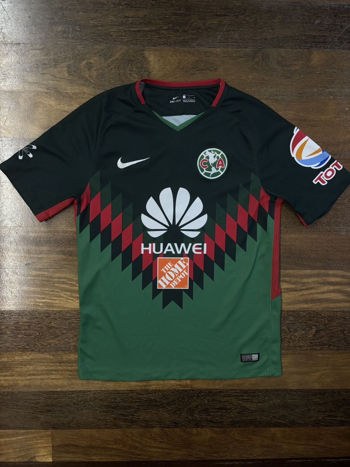 Nike Club América 2018 Original Nike Size US M / EU 48-50 / 2 - 1 Thumbnail