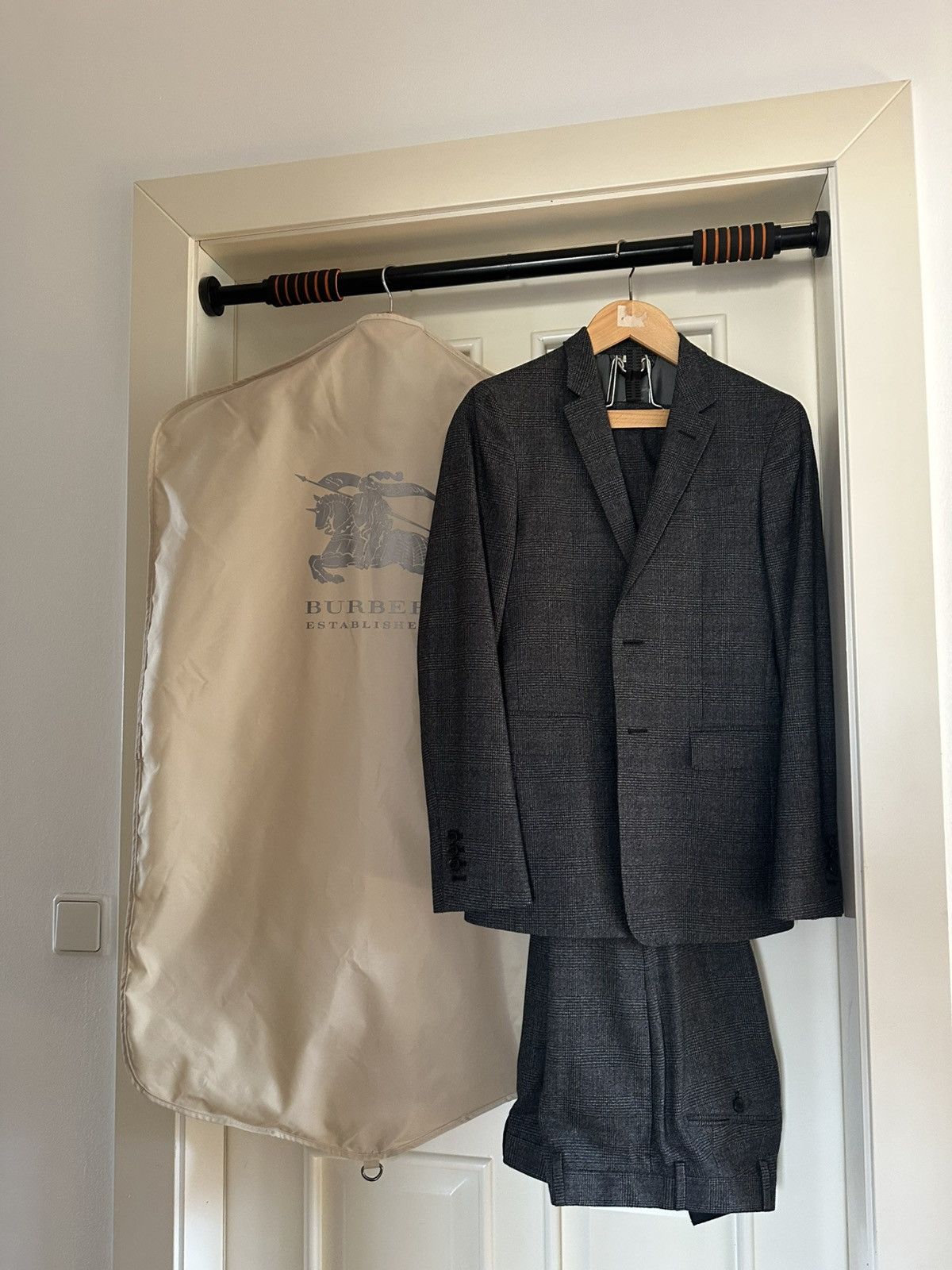 Burberry Burberry Suit Size 36S - 1 Thumbnail