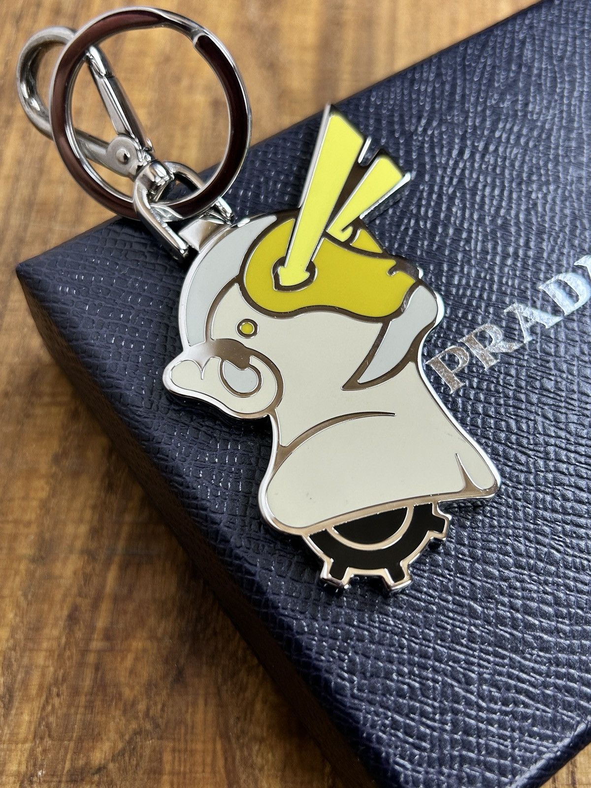 Prada Prada SS18 Monkey Robot Keychain Limited Edition Size ONE SIZE - 2 Thumbnail