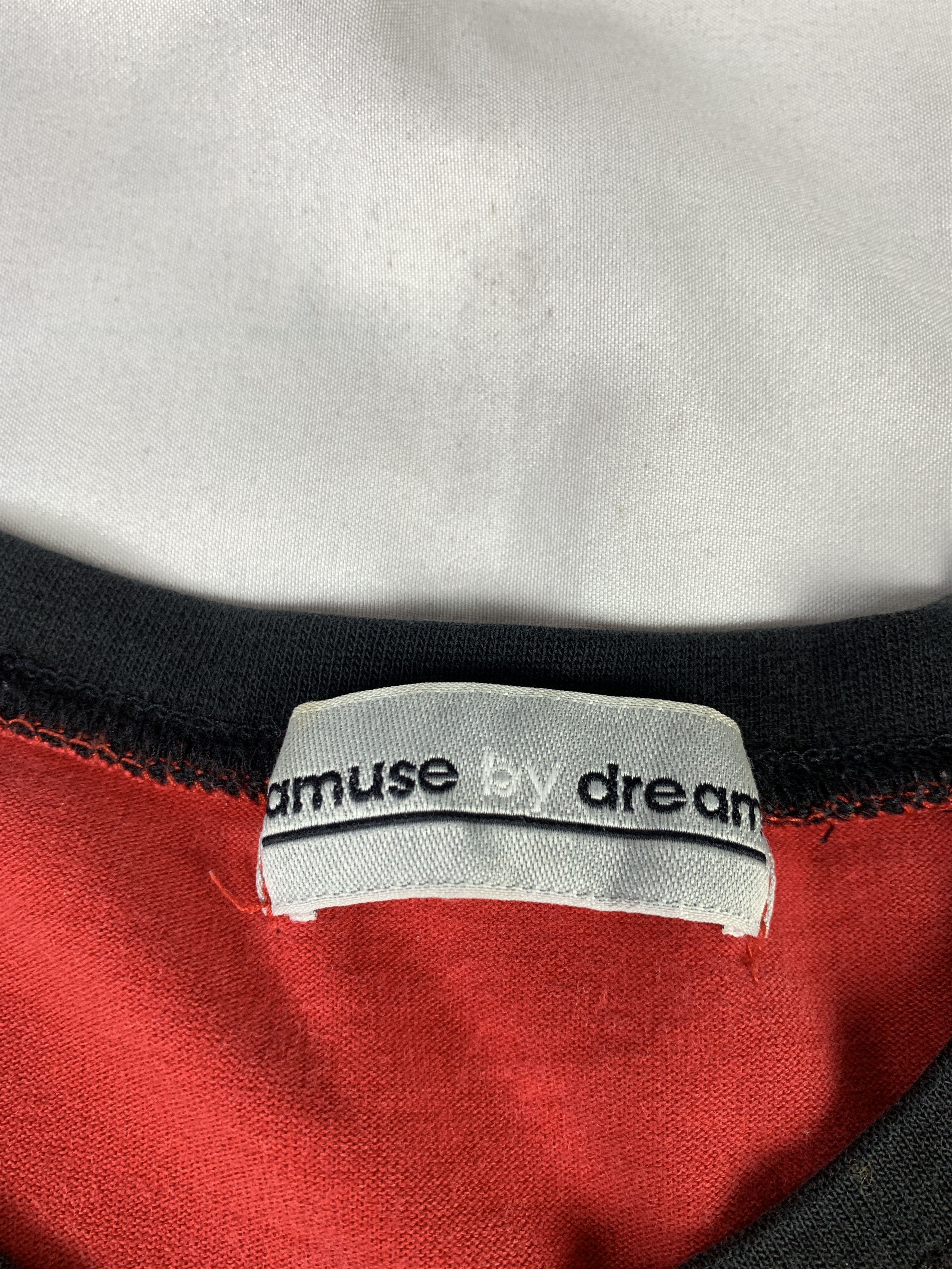 Japanese Brand 2000s Blue Eyes Red Dragon Wings Tee (M) Size M / US 6-8 / IT 42-44 - 8 Thumbnail