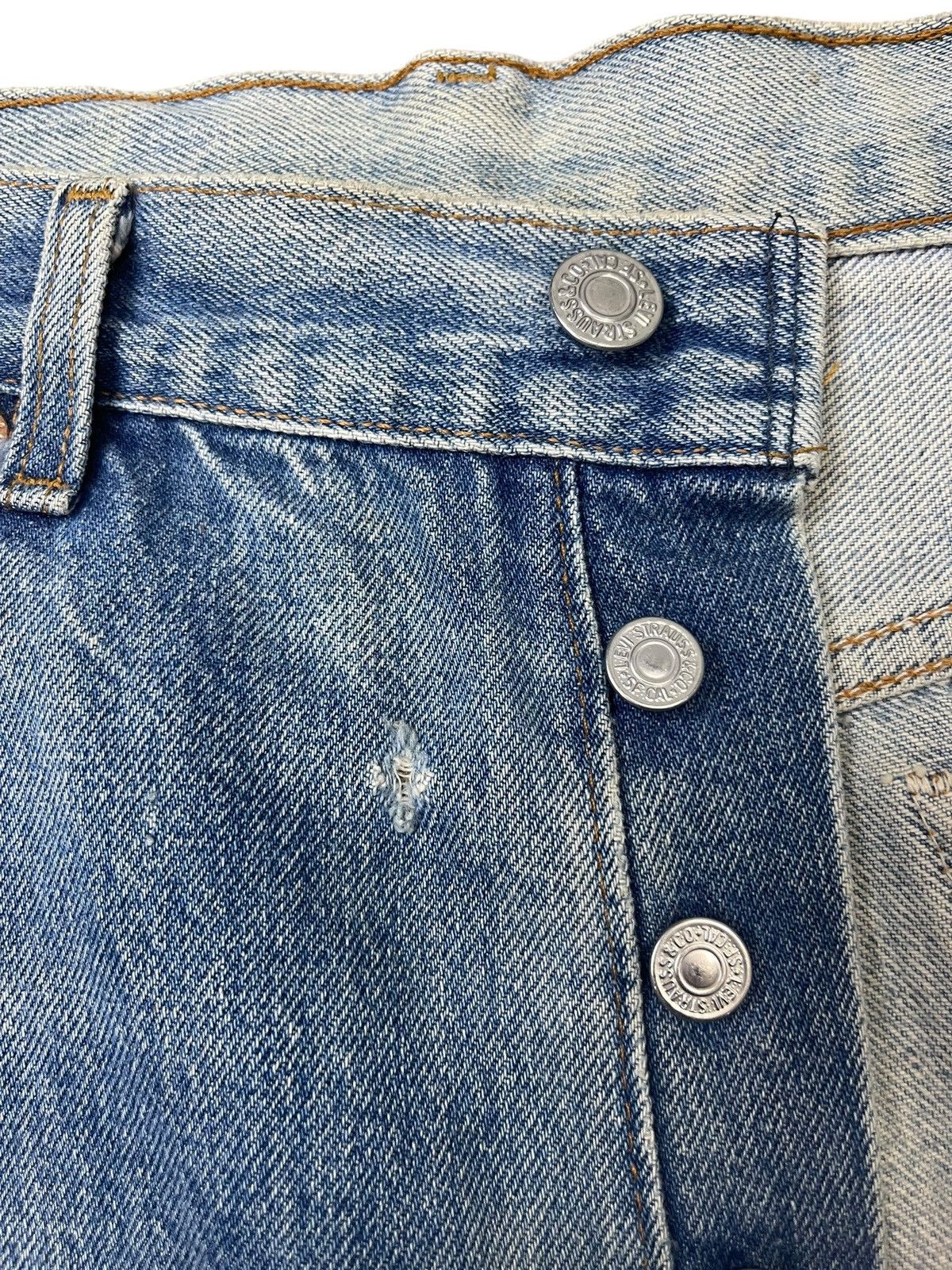 Levi's Vintage Levi’s 501 Distressed Jeans Straight Cut Size US 36 / EU 52 - 13 Thumbnail