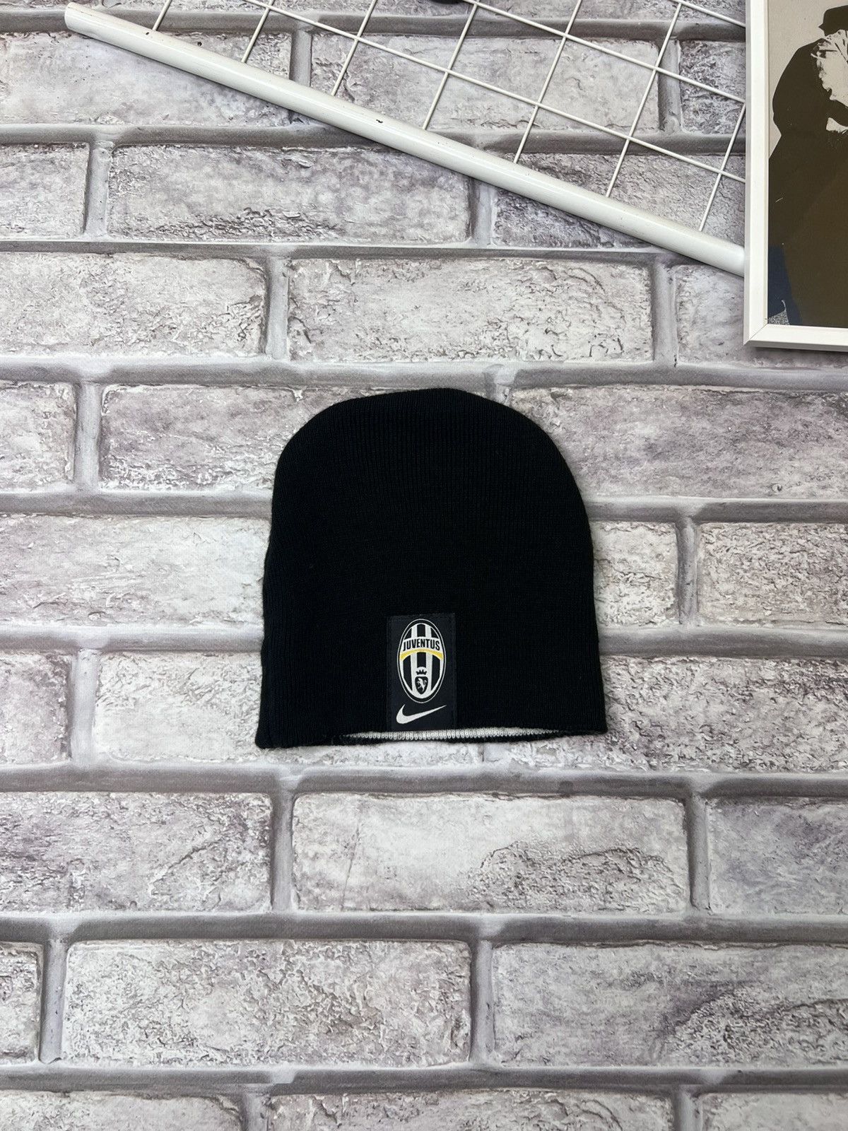 Nike × Vintage Nike Vintage Juventus Winter Hat Size ONE SIZE - 4 Thumbnail
