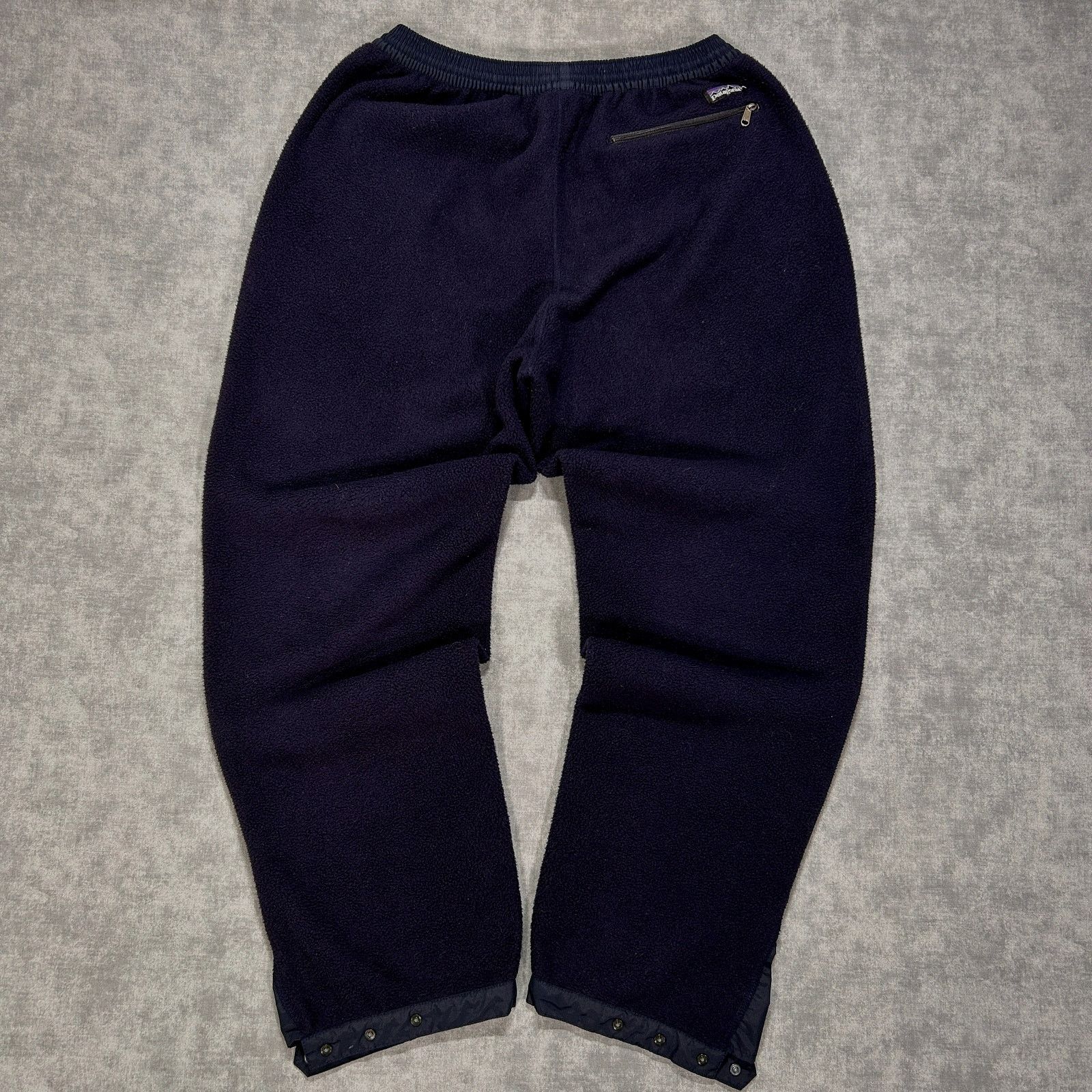 Patagonia VTG 90s Patagonia Synchilla gorpcore fleece sweatpants mns L Size US 30 / EU 46 - 2 Thumbnail