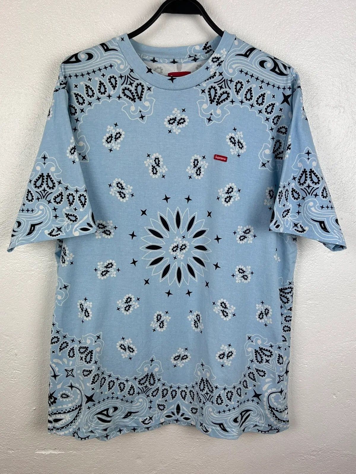 Supreme Supreme Bandana Paisley Small Box Logo T-Shirt Blue | Grailed