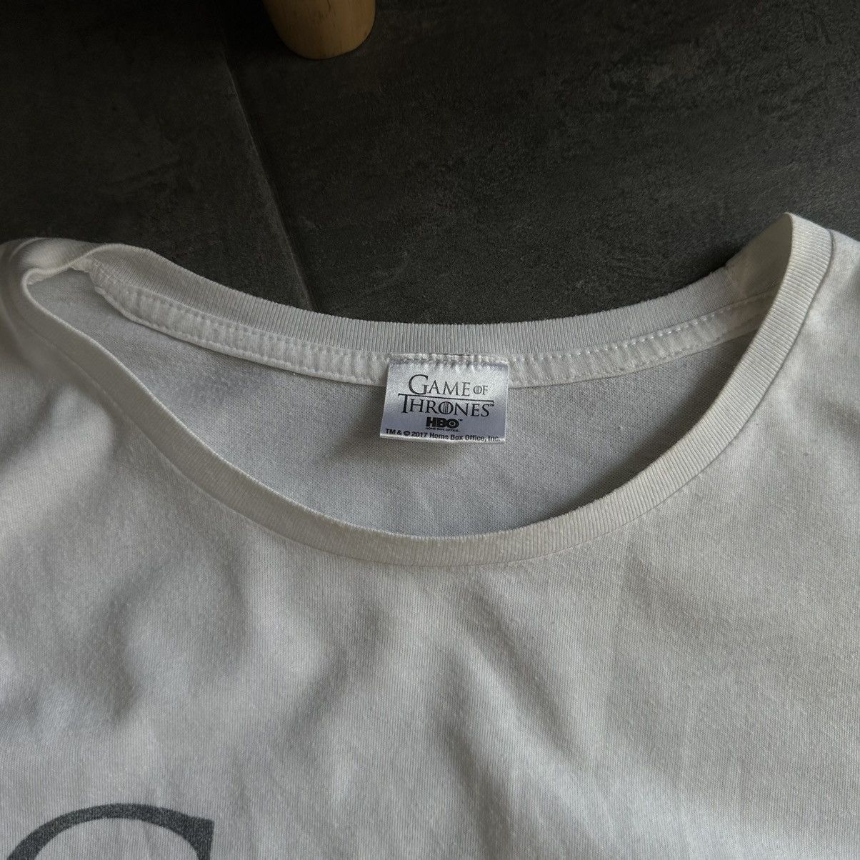 The Game × Vintage Vintage Game Of Thrones T-shirts Big Logo Y2K 00s Size US XL / EU 56 / 4 - 9 Thumbnail